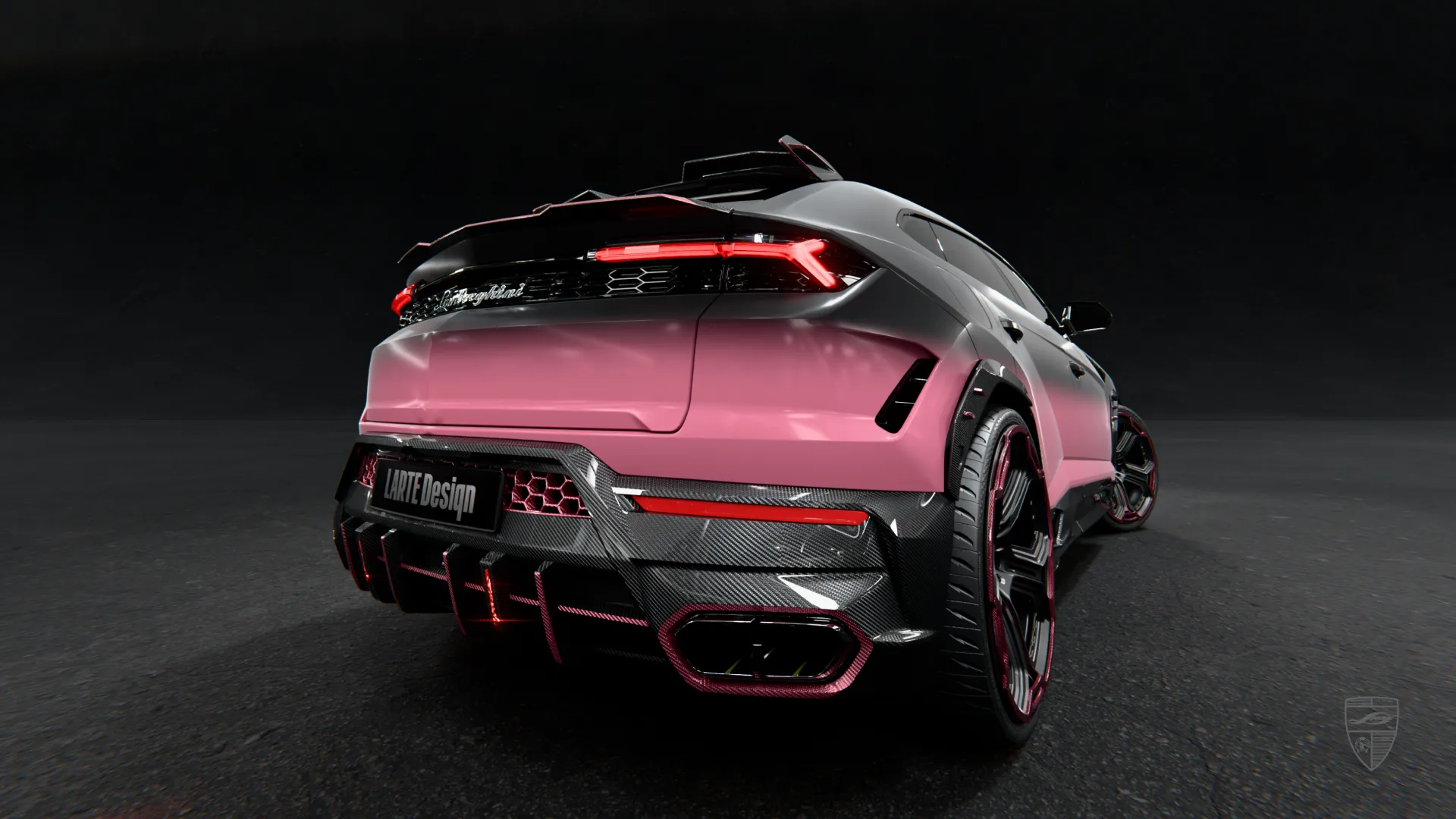Lamborghini Urus SE in Heck-Dreiviertelansicht mit Carbon-Exterieur und individuellen Upgrades