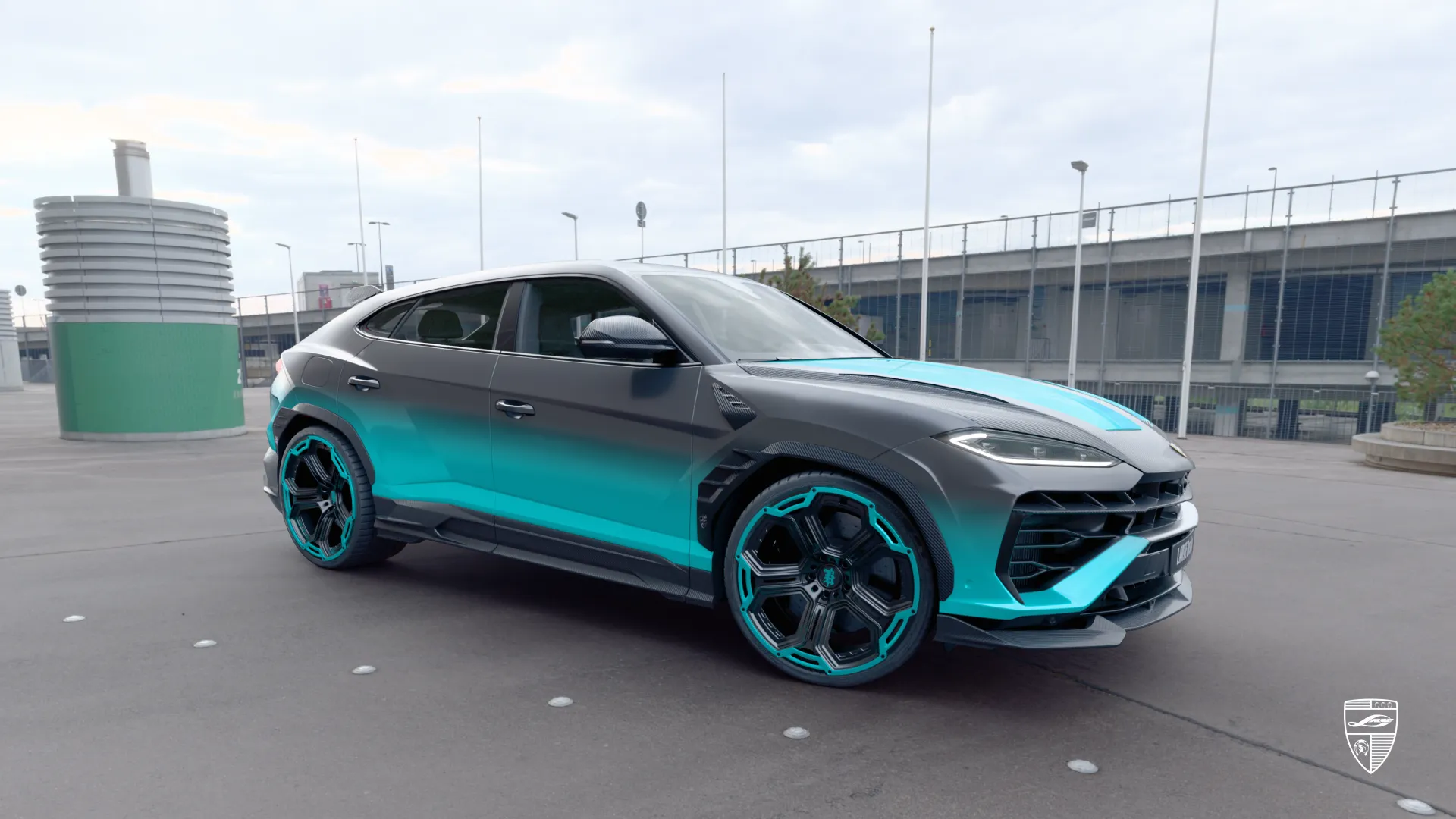Lamborghini Urus SE sportliches SUV mit kundenspezifischen Body‑Elementen