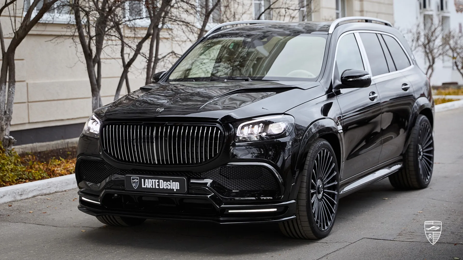 Maybach GLS 600 — black elite-level SUV from Stockholm with handcrafted styling and luxury details