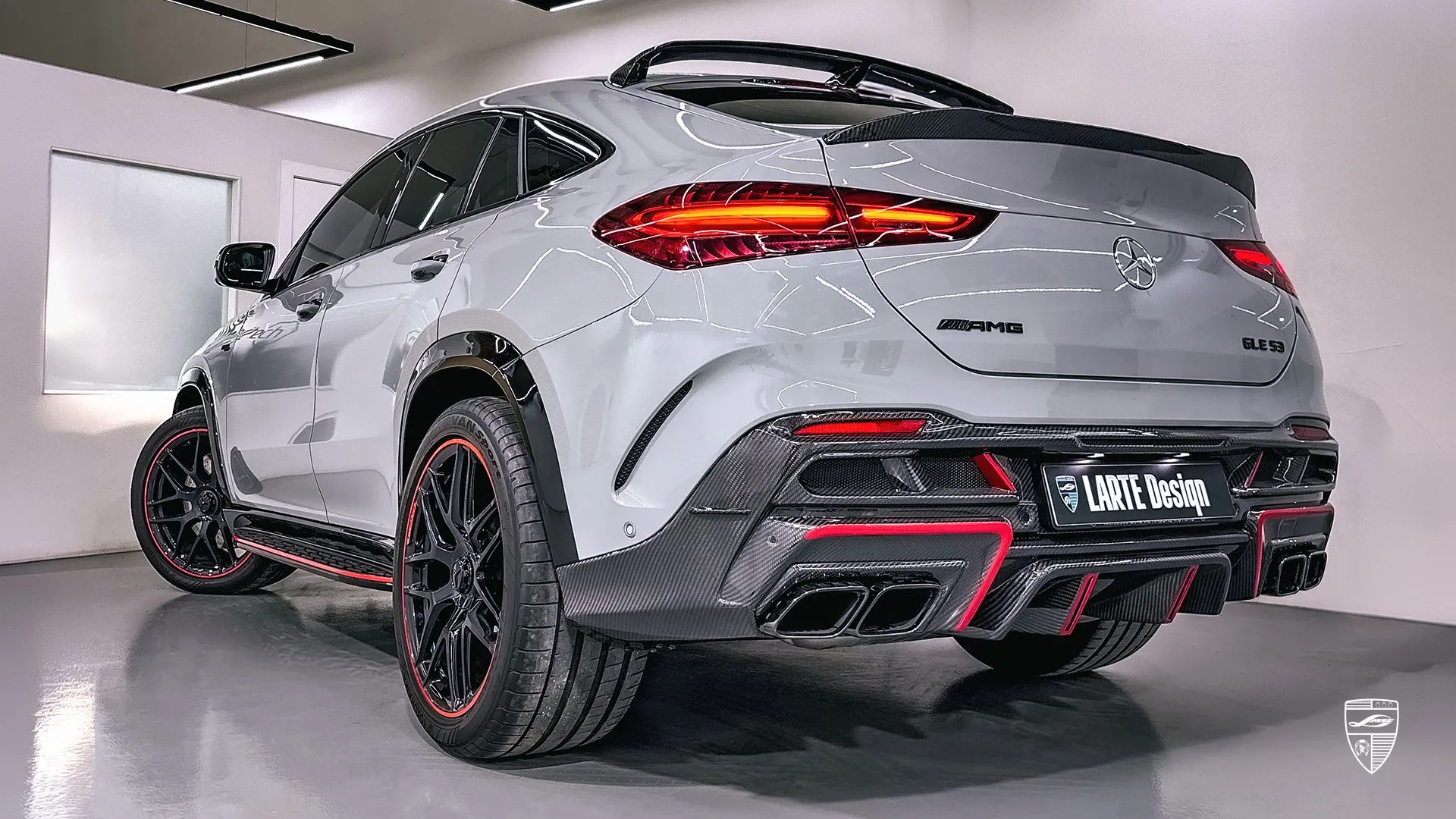 AMG GLE 53 Coupe Facelift rear design with sport diffuser and performance exhaust system