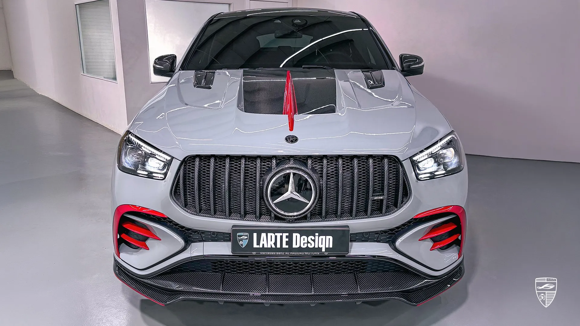 Mercedes AMG GLE 53 4MATIC Coupe‑Facelift mit Carbon‑Motorhaube und sportlichem Exterieurpaket