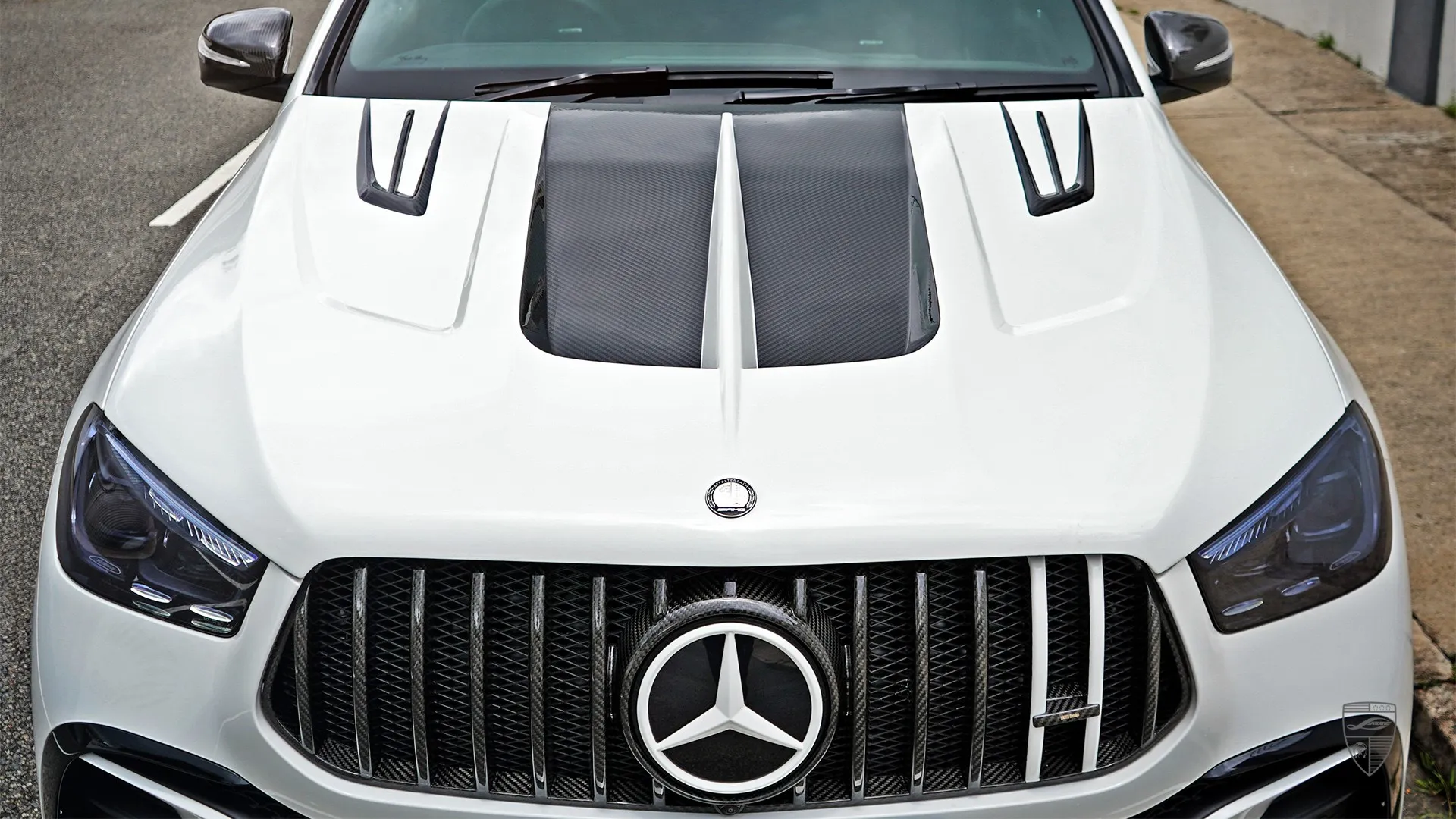 2026 GLE Coupe 53 AMG – Polar White with AMG Package Mercedes GLE Coupe 53 AMG — Polar White performance SUV in Hong Kong with bespoke appearance package