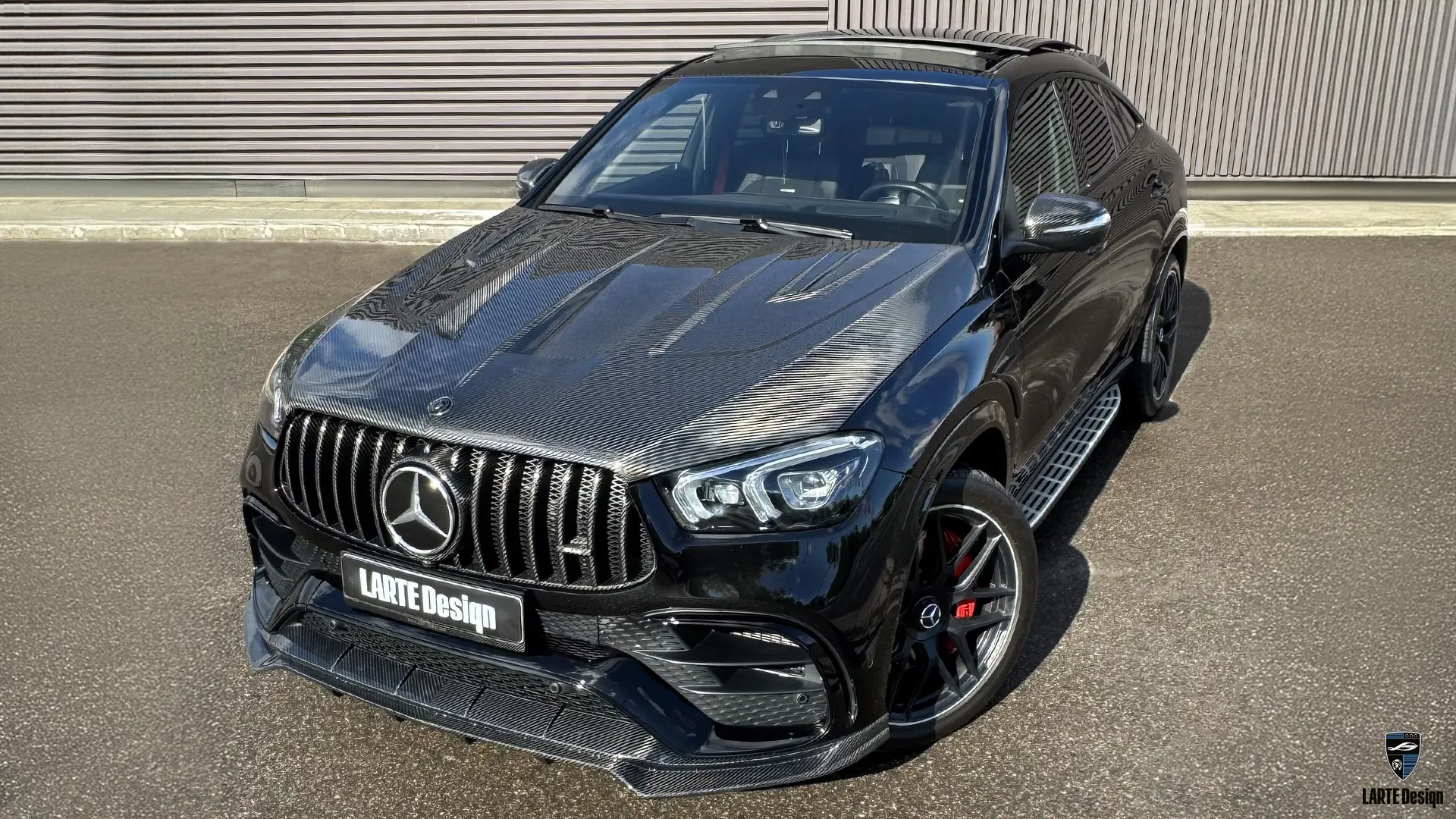 Facelift Mercedes GLE 63 AMG in Schwarz – Luxus-SUV im Black Edition Look aus Bukarest