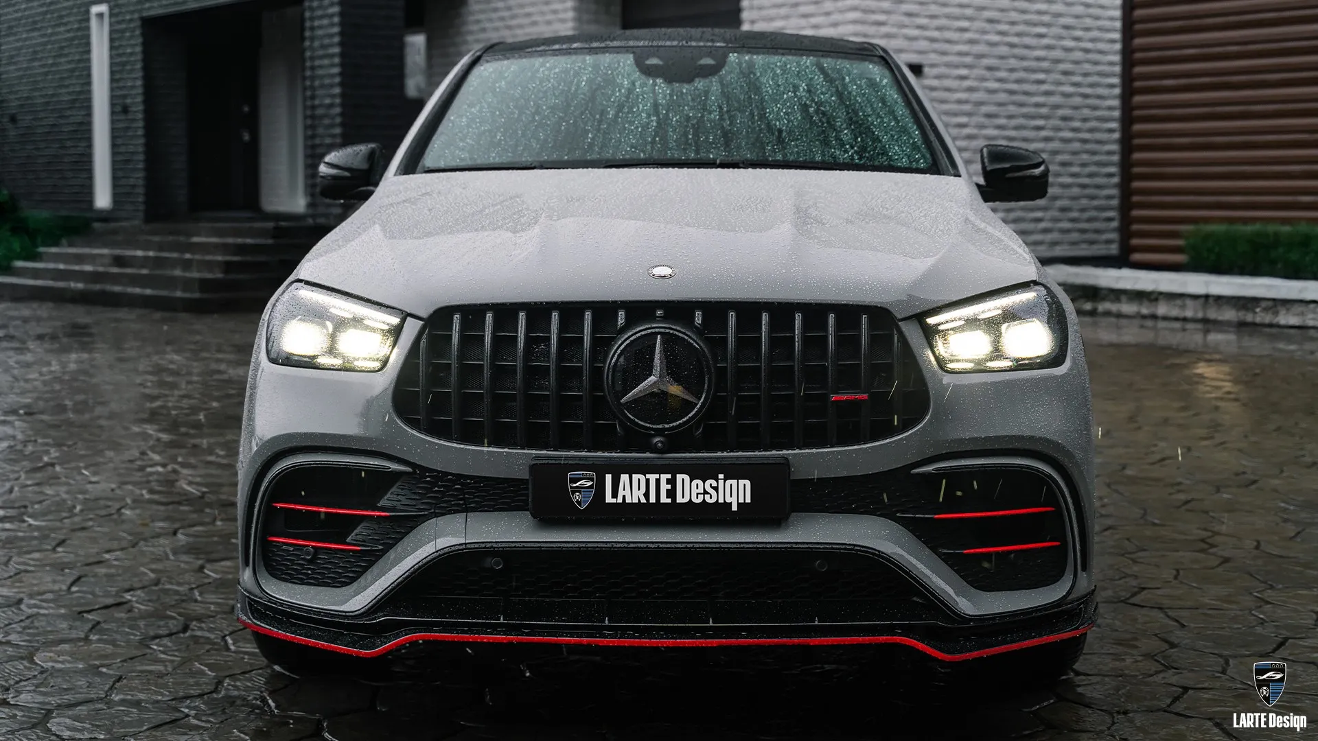 Luxus-Grey Mercedes Benz GLE Coupe 63s AMG Familien-SUV mit Tuning-Paket
