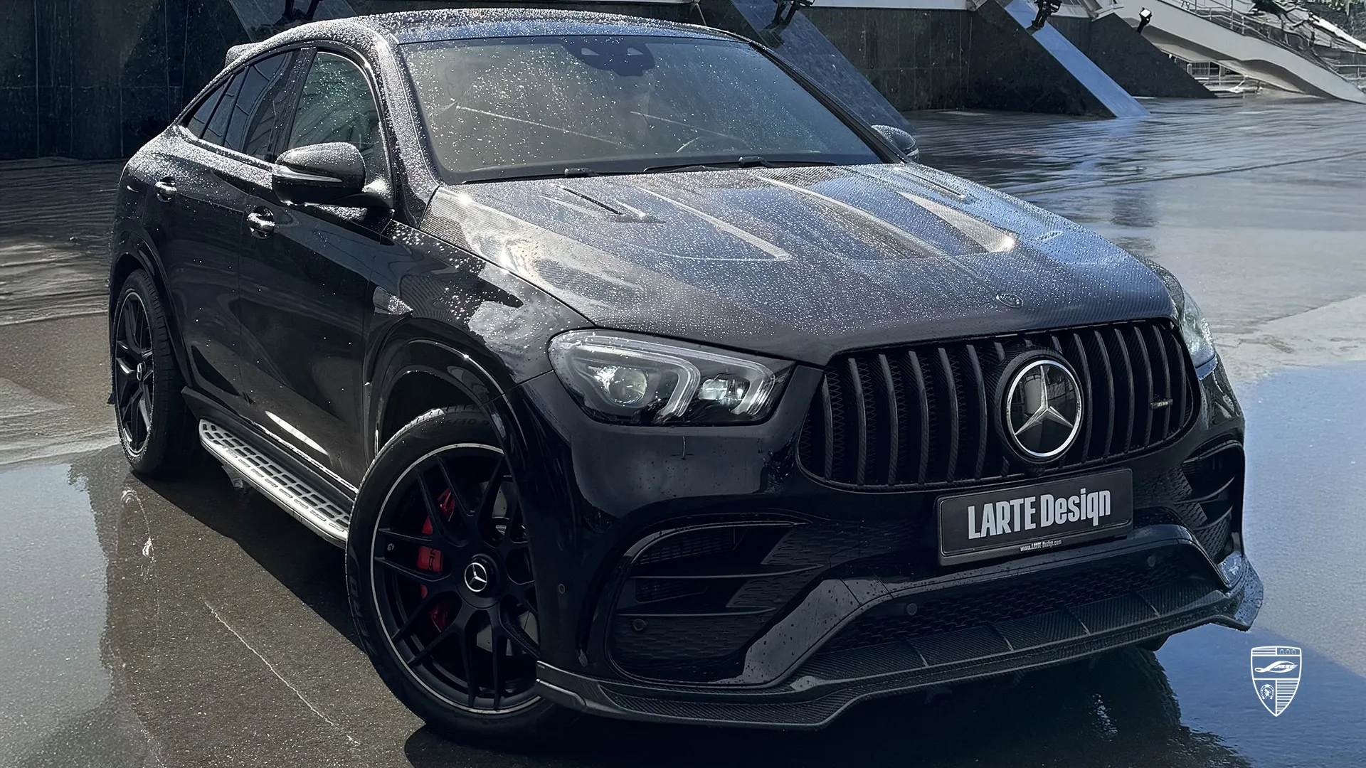 GLE Coupe 63s AMG C167 – Facelift mit Carbon-Spoiler & Haube Individueller GLE Coupe 63s AMG C167 mit Carbon-Spoiler, Motorhaube & Facelift-Konversion
