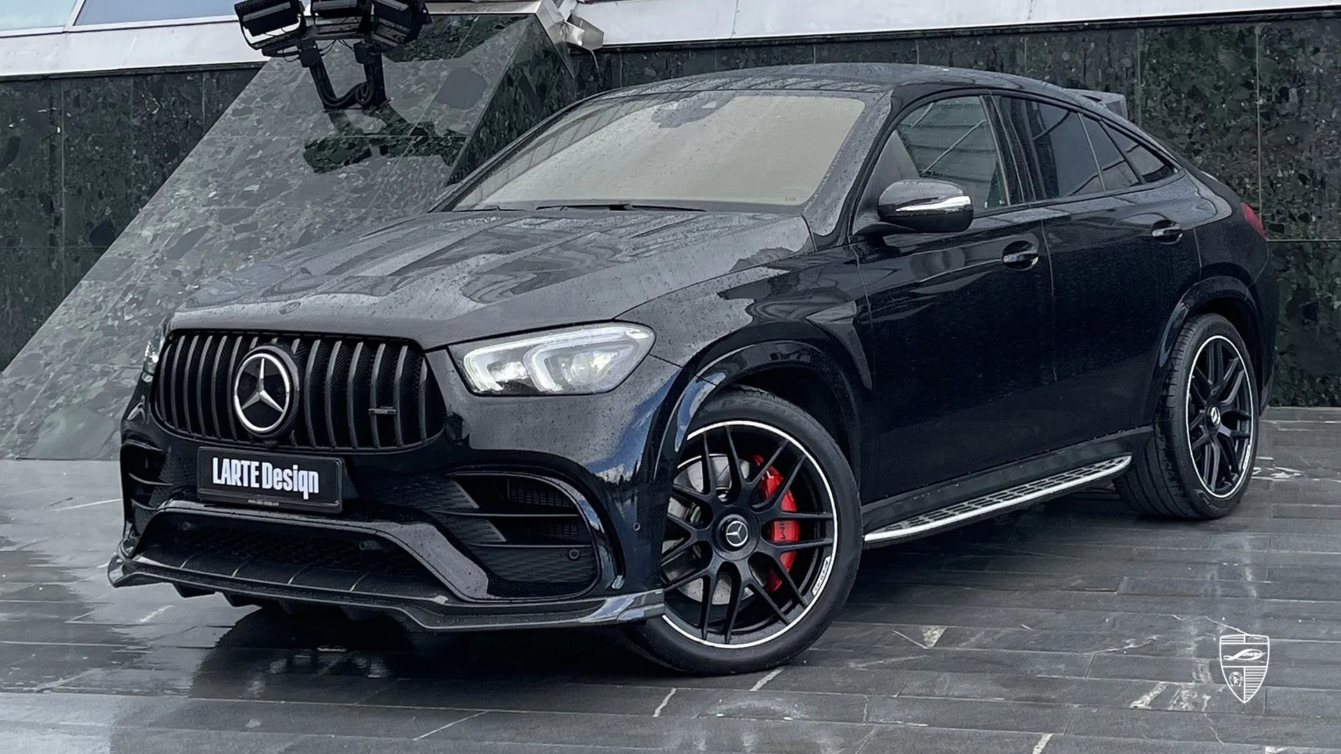 GLE Coupe 63s AMG C167 mit brutalem Design & Bodykit 2026 GLE Coupe 63s AMG C167 – Obsidian-Schwarz mit brutalem Look & Bodykit-Upgrade
