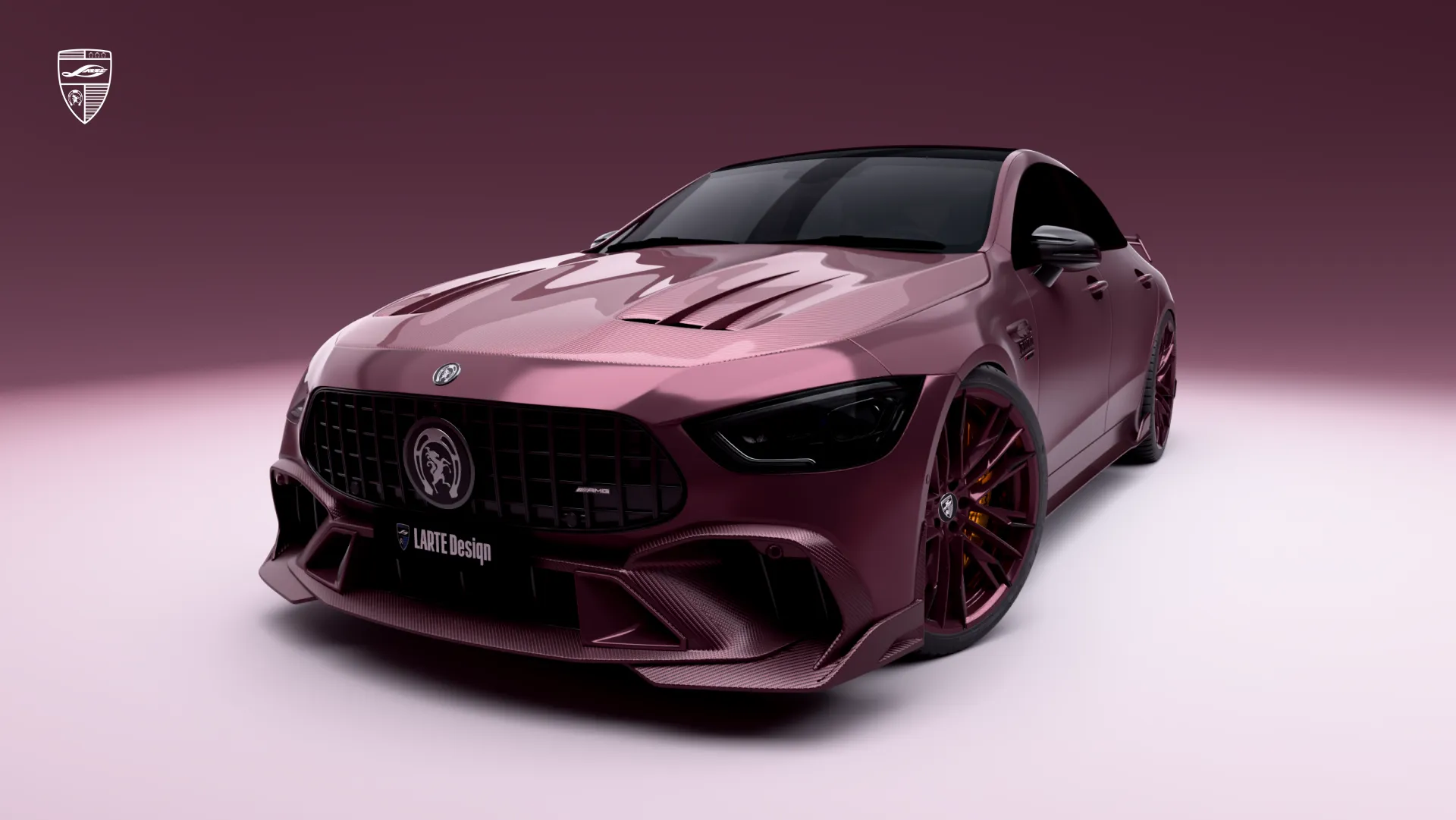 AMG GT 53 Facelift 2026: Frontansicht in drei Vierteln in Weinlackierung mit Außenstyling