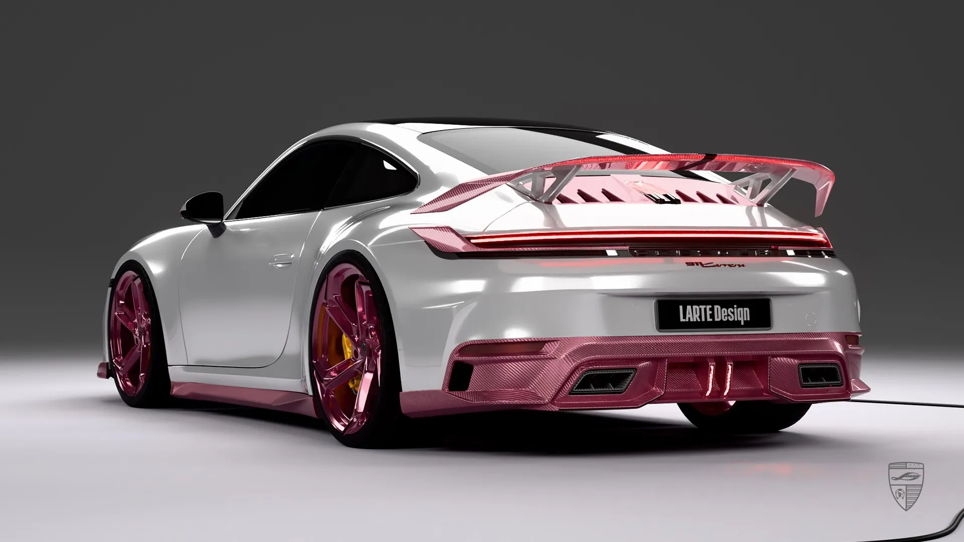 Porsche 911 Carrera Facelift in Weiß: maßgeschneiderte Carrera‑Upgrade mit individuellem Optik‑Paket