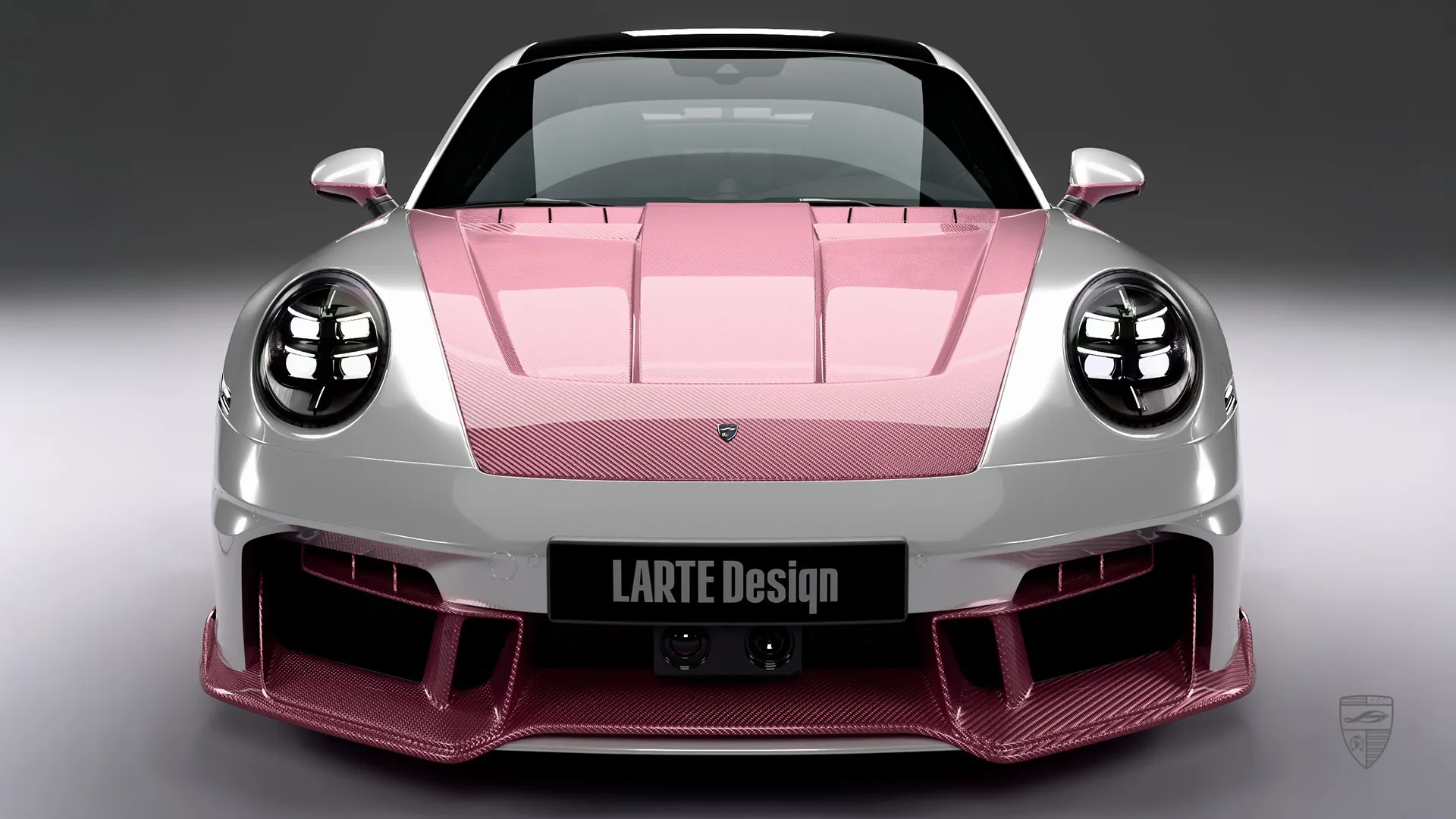 Weißer Porsche 911 Carrera mit VIP‑Upgrade: individuelles Optik‑Paket und sportliches Styling