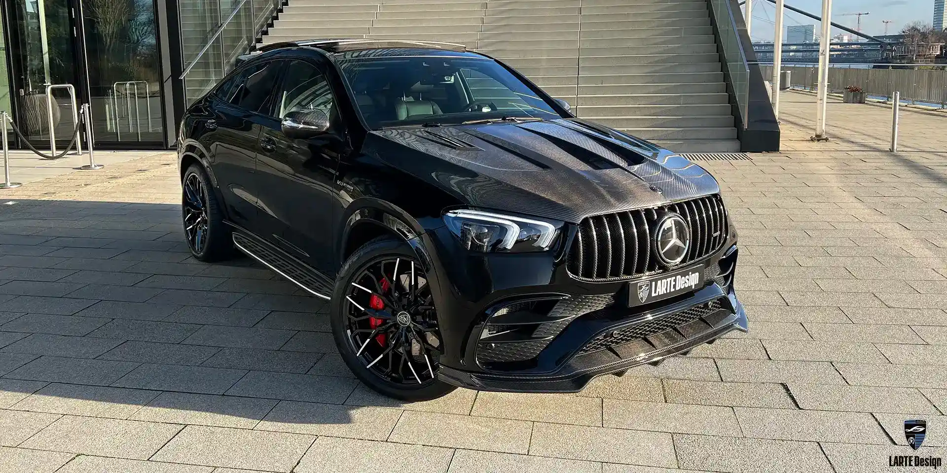 Kaufen Sie Tuning für den Mercedes-Benz GLE Coupe 63 S 4MATIC+ С167 Obsidian Black metallic