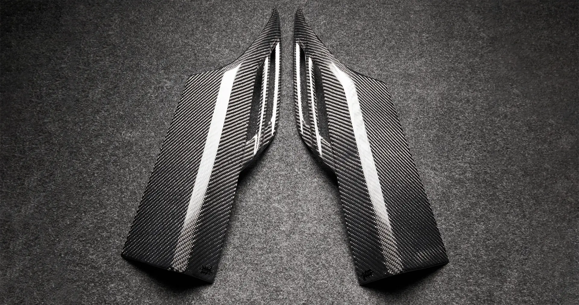 Price Carbon fiber Diffuser side trims for Bentley Bentayga MLB bentayga-speed-edition-12 6.0-LITRE TWIN TURBO W12 TYROLEAN /2020/2021/2022/2023/2024
