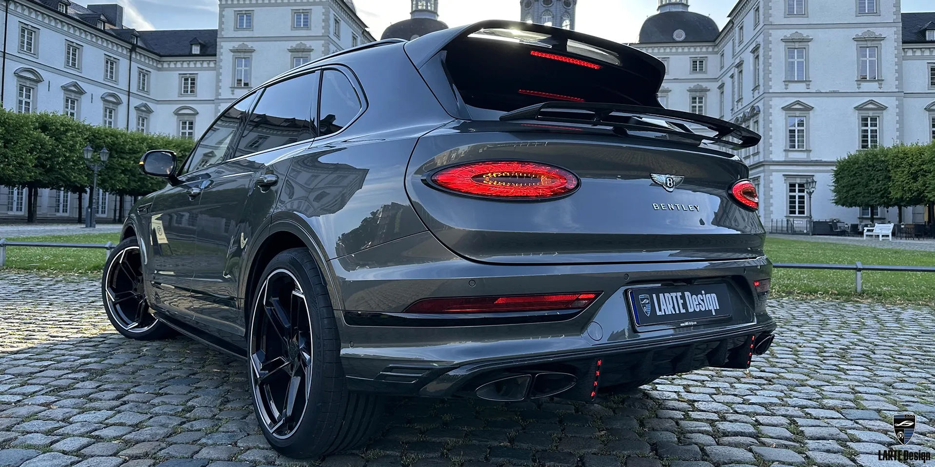 Request for carbon fiber Addon diffuser for Bentley Bentayga MLB bentayga-speed-edition-12 6.0-LITRE TWIN TURBO W12 TYROLEAN