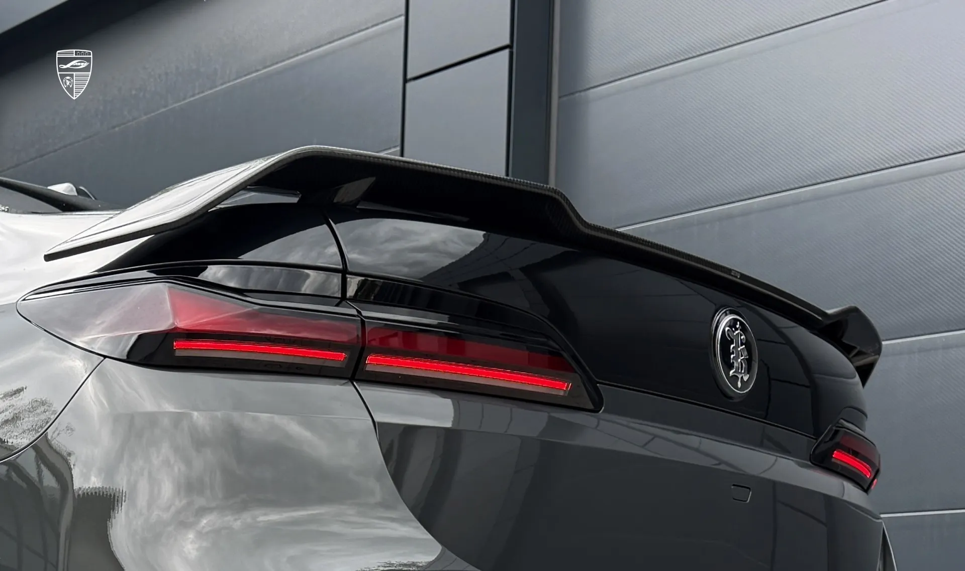 Carbon spoiler upgrade for your sedan BMW 7 Series G70 760i from LARTE Design
