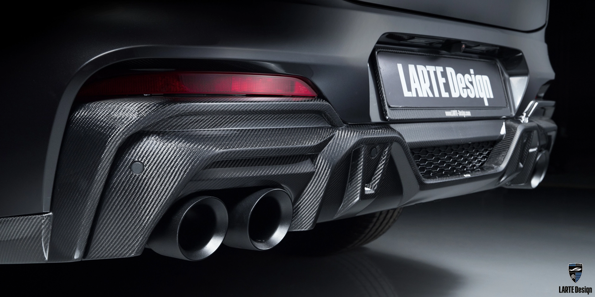 Order new carbon fiber exhaust tips for BMW X4 G02 Сarbon Black Metallic 2023