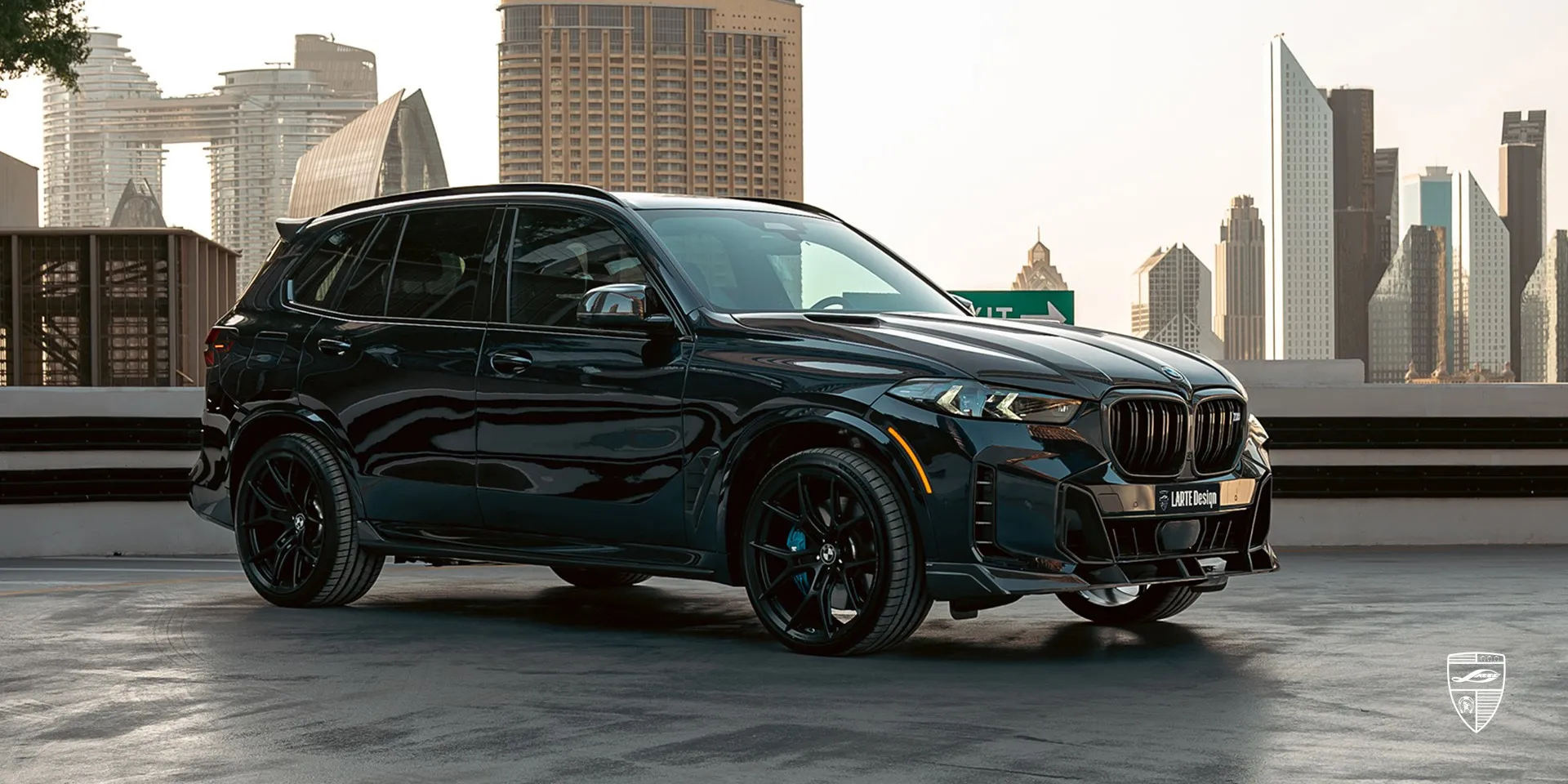 Sportliches Bodykit für BMW X5 LCI inspiriert von Rennsportdetails und flacher Profilgestaltung