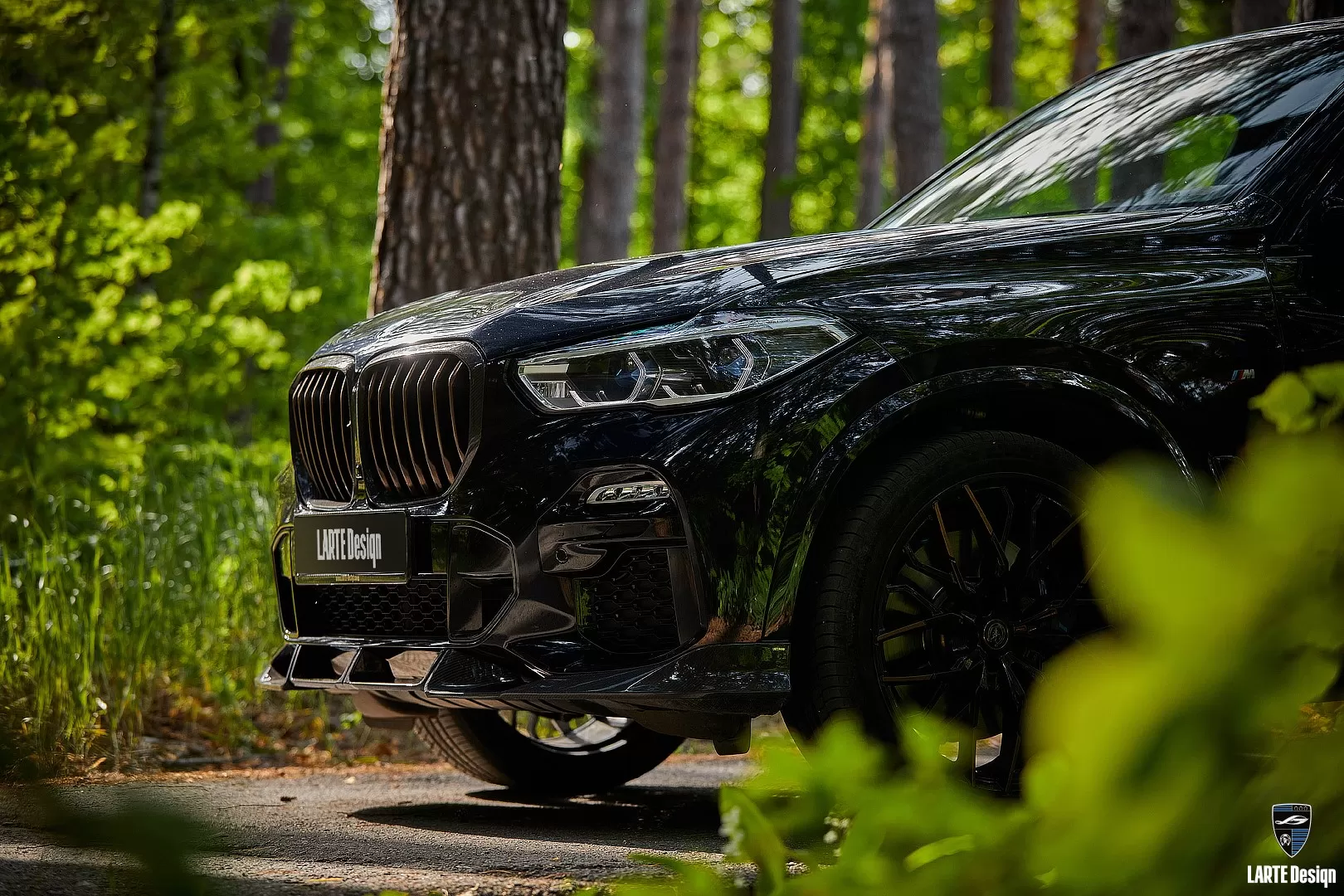 Carbon front bumper overlay for BMW X5 G05 by LARTE Design