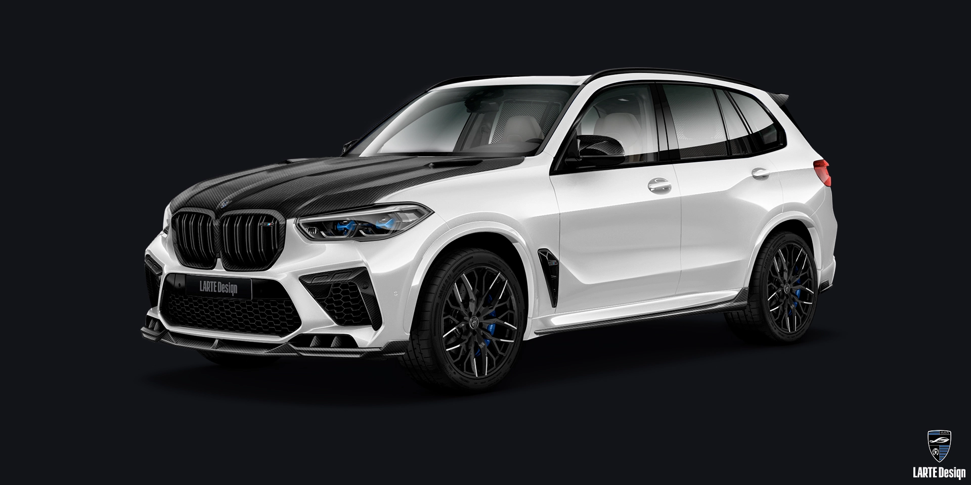 foto BMW X5 M 2022г with body kit Competition by Larte Design G05 Alpine White