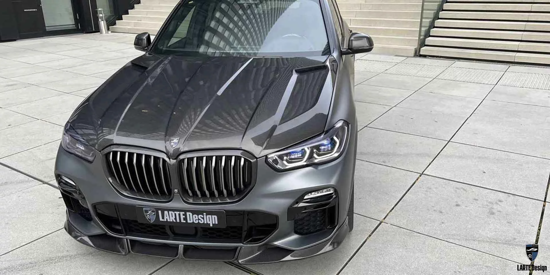 Custom carbon fiber body kit for BMW X5 M sport G05 Silver Metallic from LARTE Design