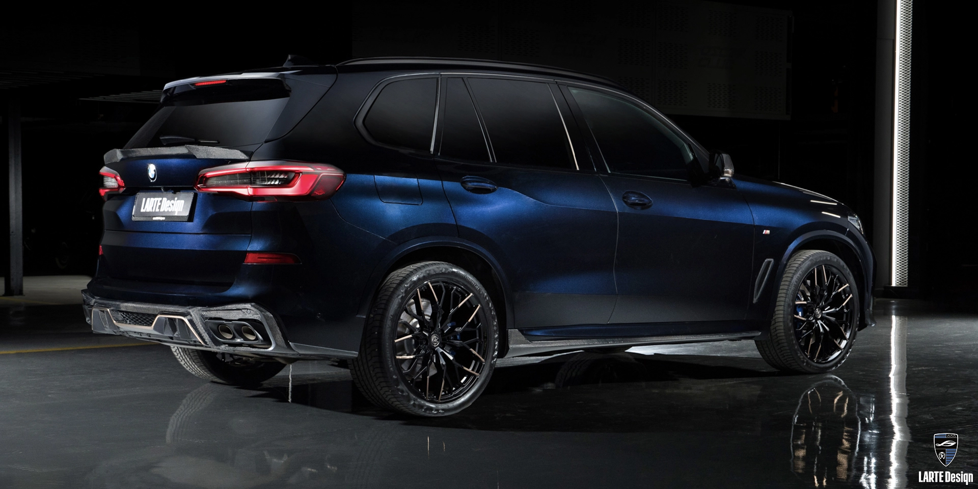 Kaufen Sie einen Kohlefaser-Heckschürzendiffusor für den BMW X5 M Sport G05 Phytonic Blau Metallic 2024