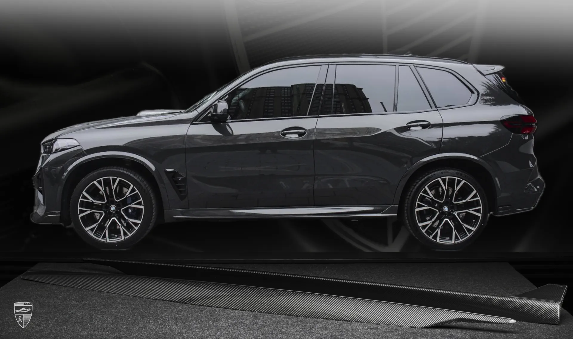 Side skirts upgrade for the luxury car BMW X5M F95 Facelift from LARTE Design