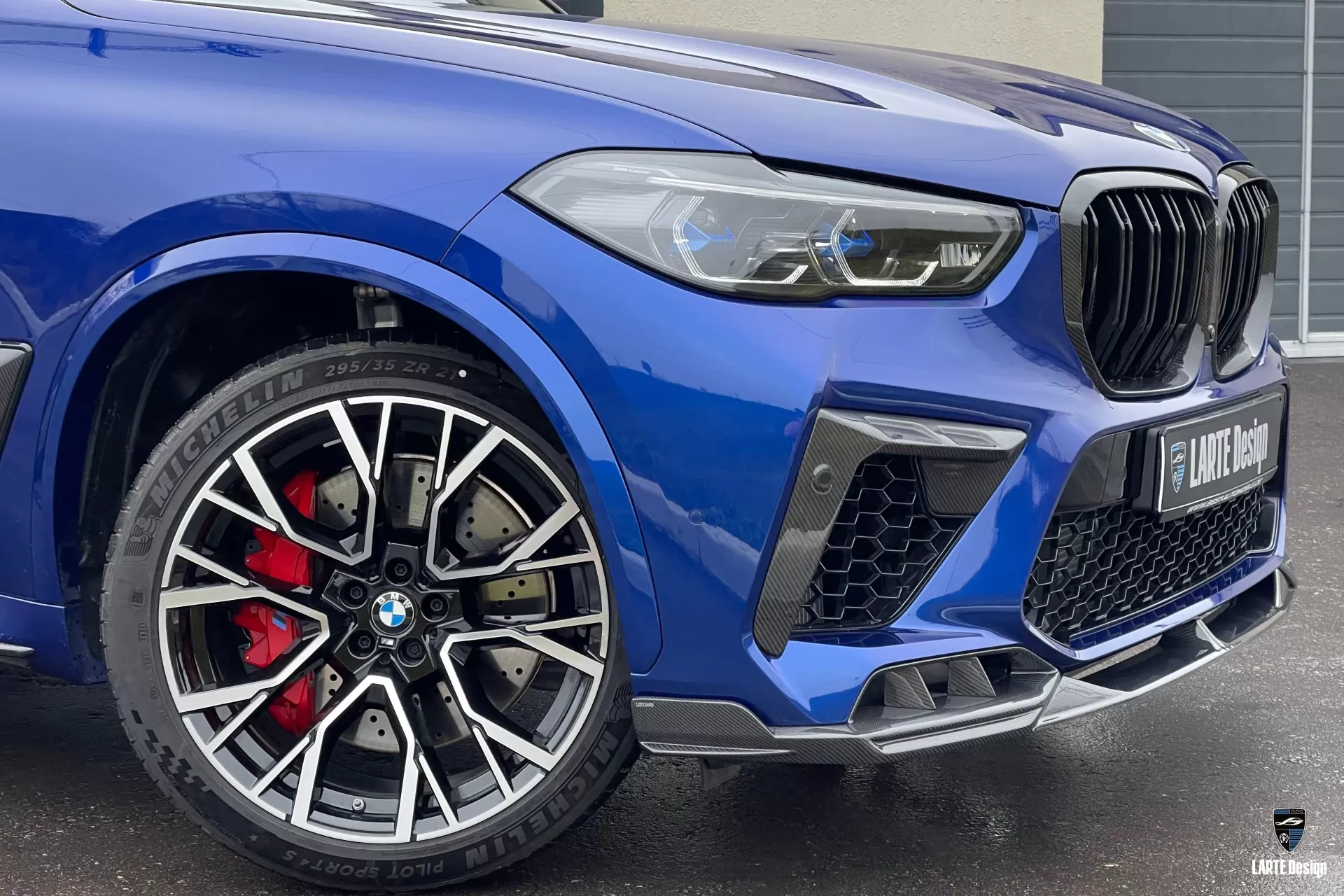 Custom carbon fiber front bumper trims for Marina Bay Blue BMW X5 M Competition F95 2019-2023