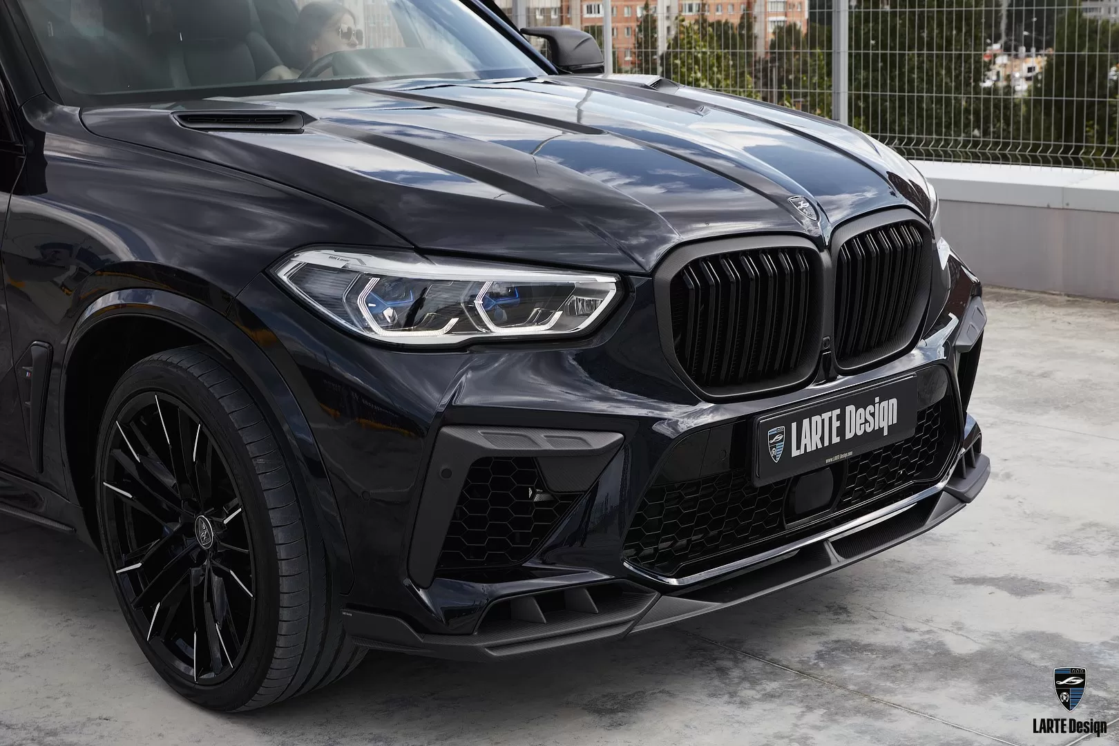 Carbon fiber front bumper lip for Carbon Black BMW X5 M Competition F95 2019-2023