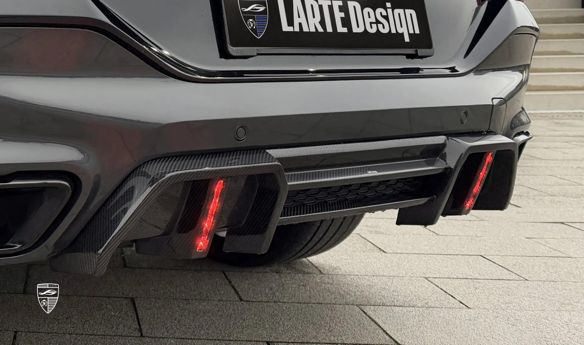 Carbonfaser-Heckdiffusor Upgrade für den Luxuswagen BMW X6 G06 Facelift von LARTE Design