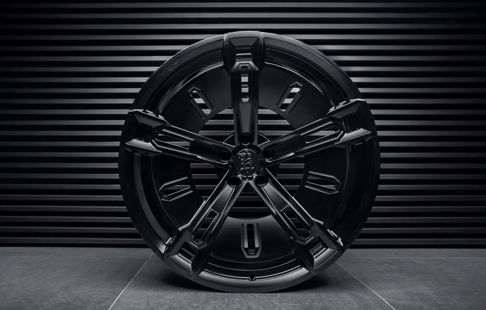 Felgen Upgrade für das Familienauto BMW X6 G06 Facelift von LARTE Design