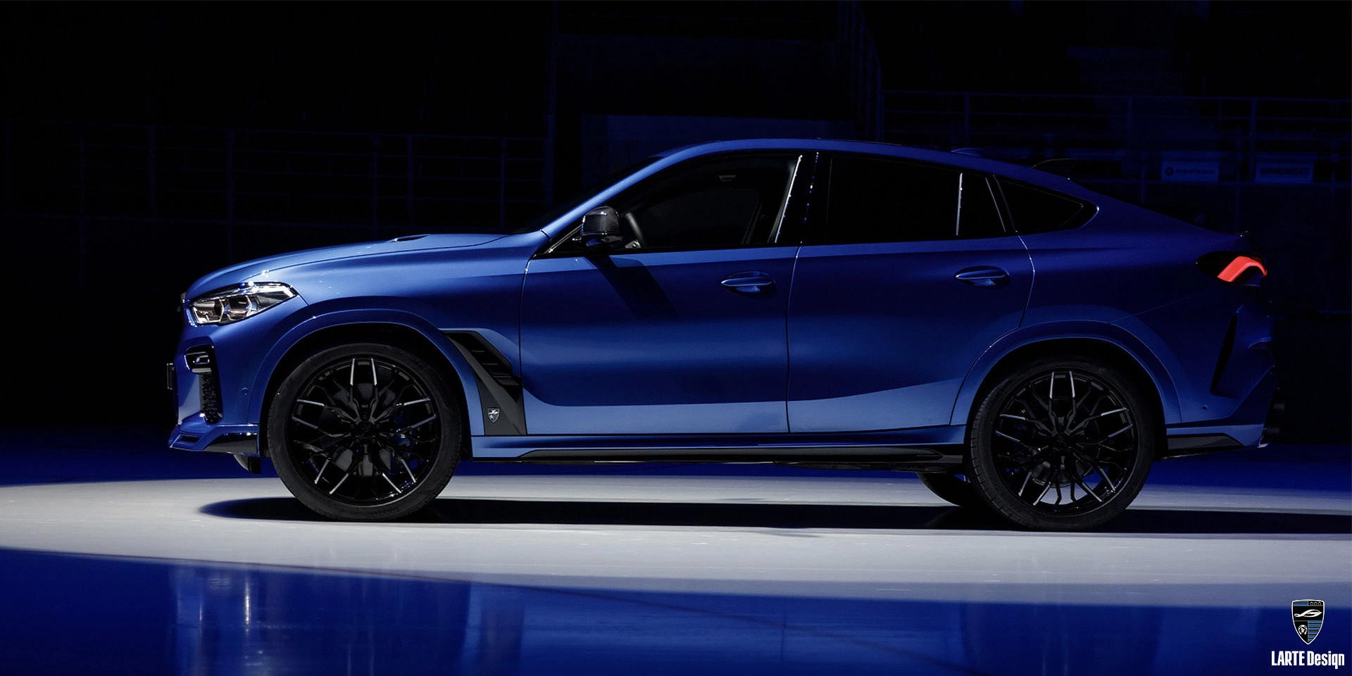 Erwerben Sie geschmiedete Leichtmetallräder für den LARTE Performance BMW X6 M Sport G06 in Phytonic Blue Metallic