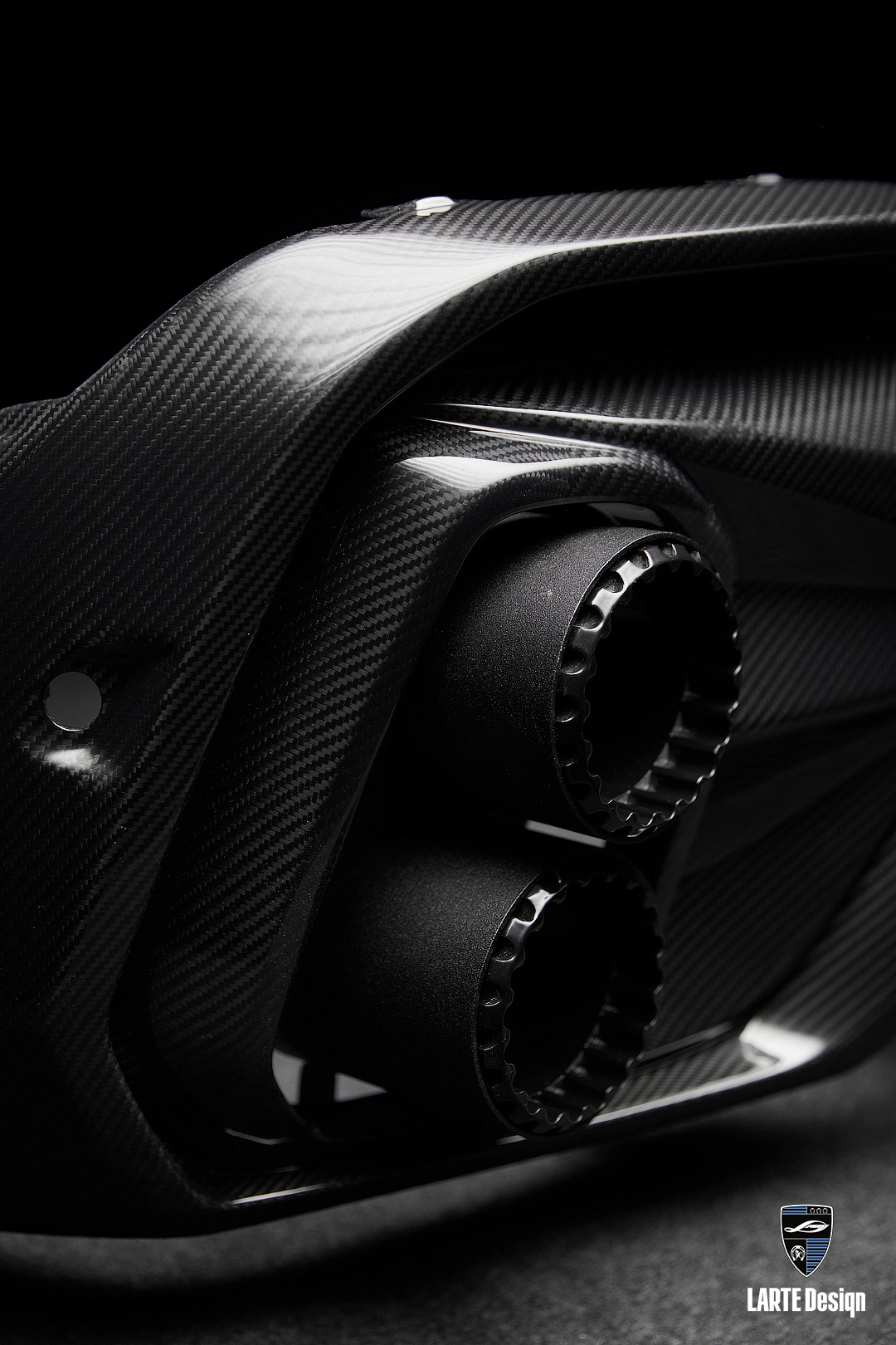 Custom carbon fiber Exhaust tips for BMW X6 G06 M sport M50d