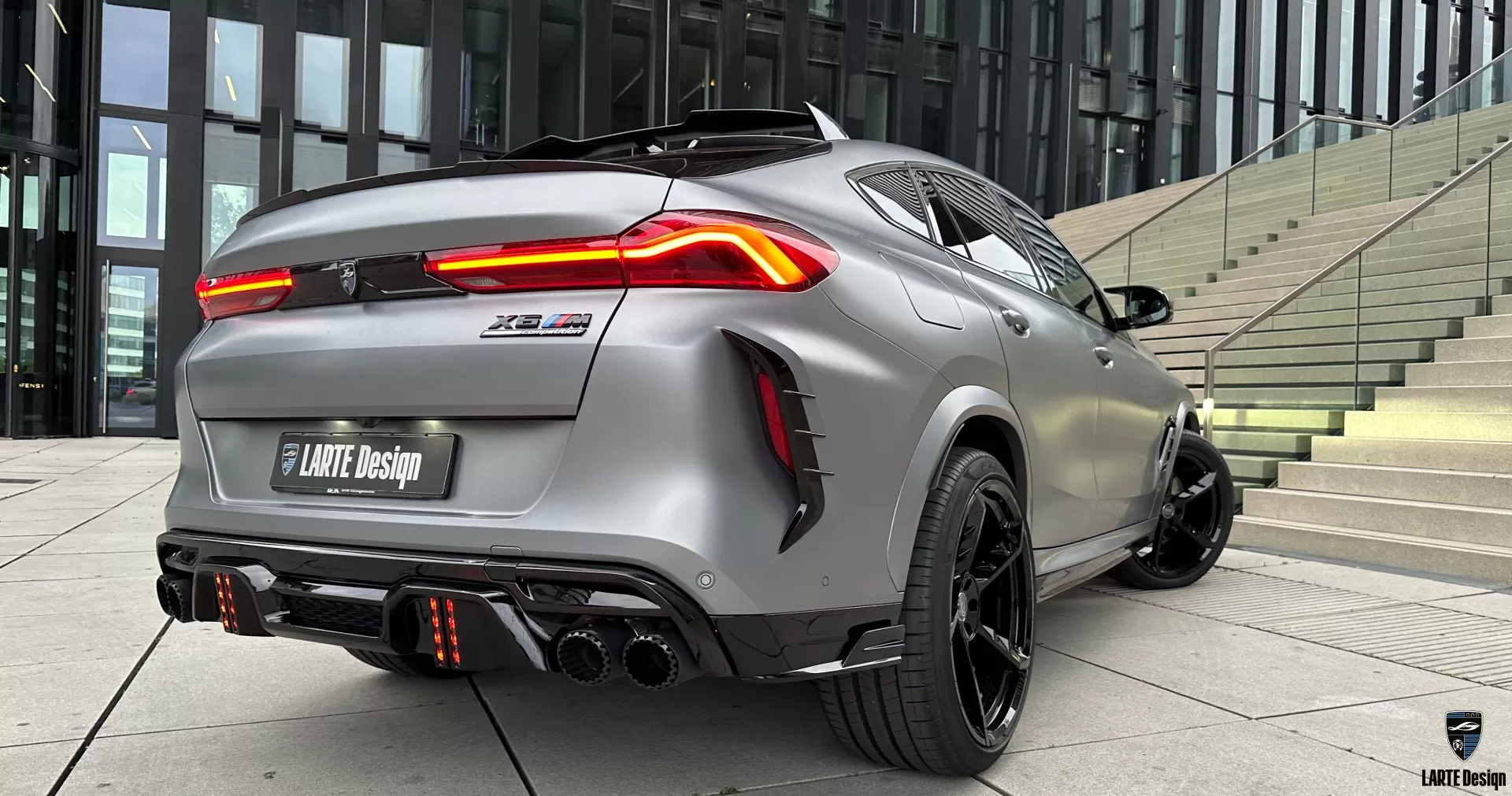 Rear bumper diffuser with exhaust tips for BMW X6M F96 LCI by LARTE Design