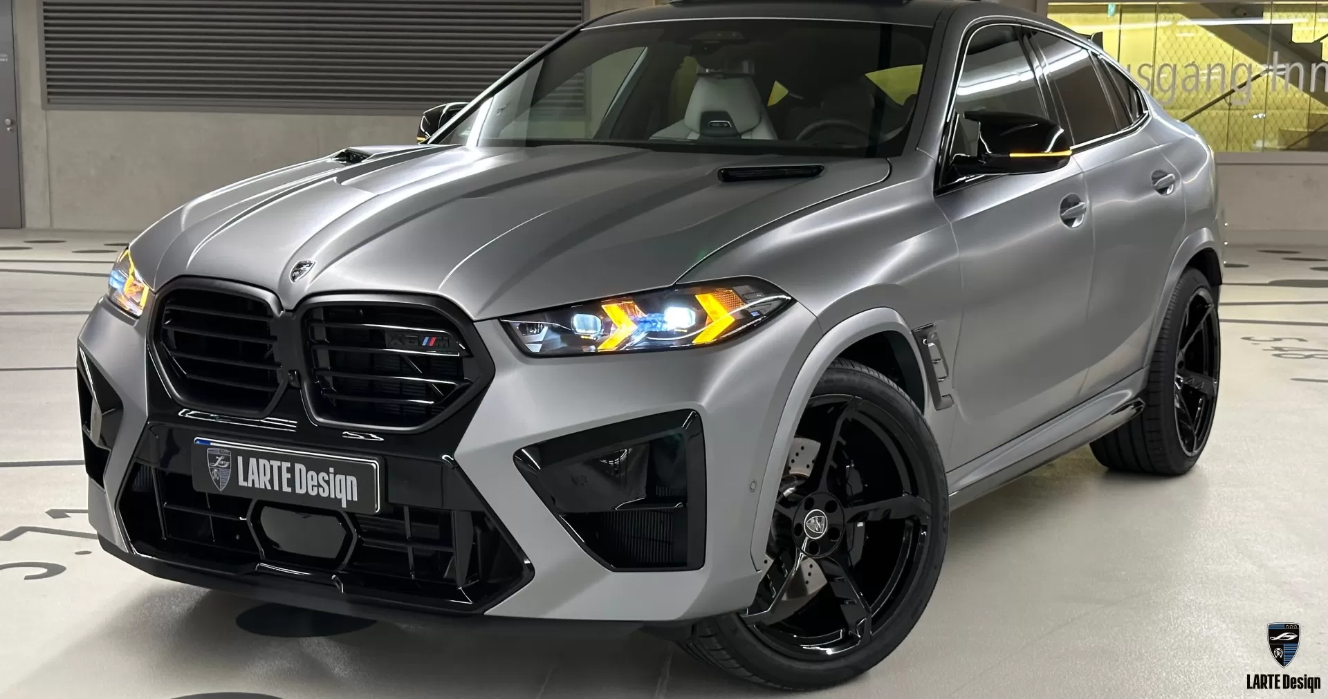 Painted hood for BMW X6M F96 Facelift by LARTE Design