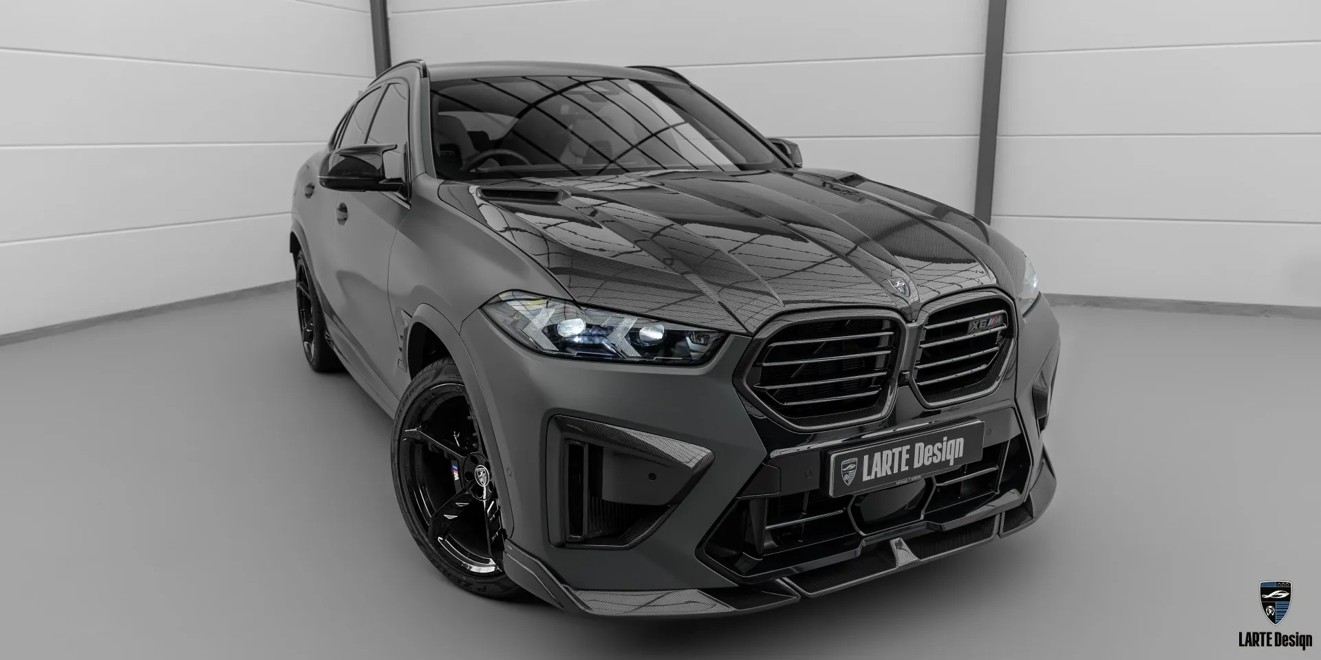 Grey BMW X6M Facelift Family SUV with Custom Style Family car BMW X6M Facelift in grey with custom upgrade and sporty exterior features