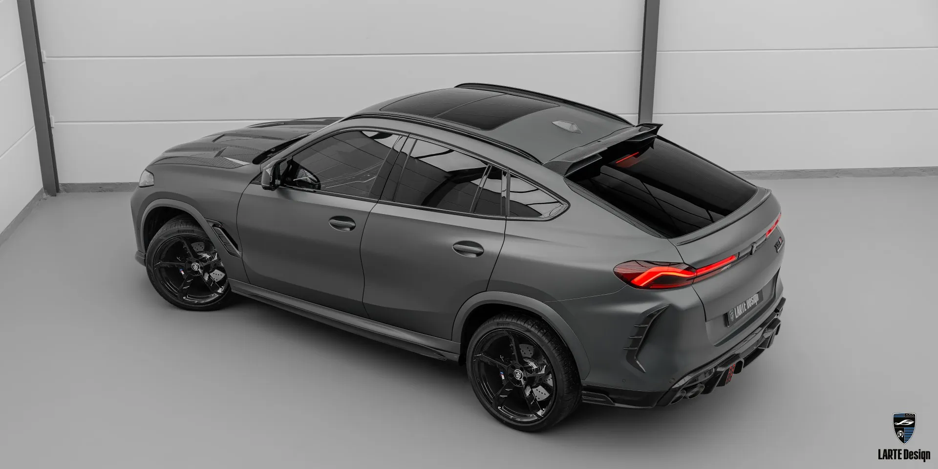 Grey BMW X6M Facelift SUV with Sporty Custom Look Custom grey BMW X6M Facelift with sporty look — powerful luxury family SUV upgrade