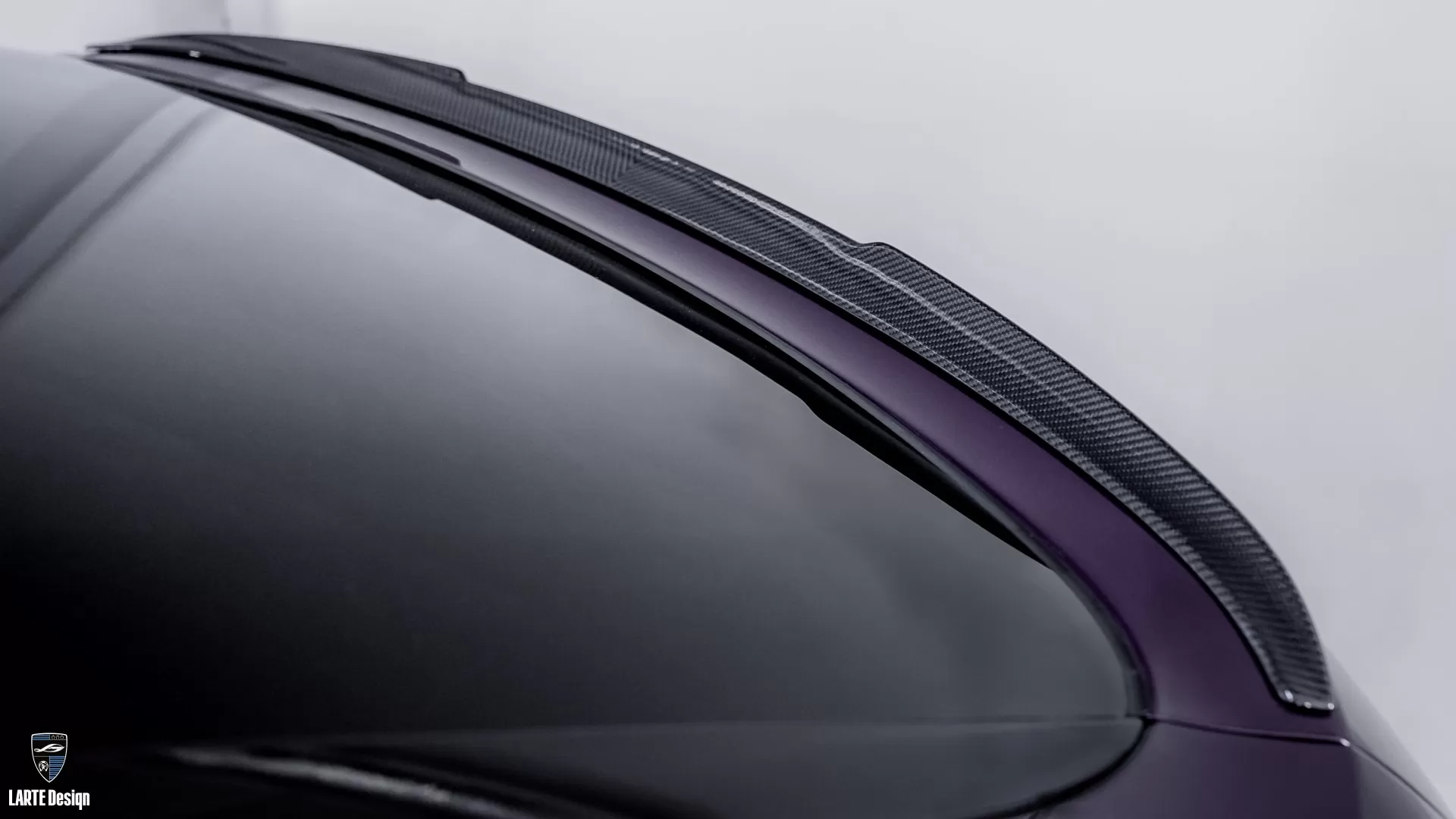 Carbon fiber trunk spoiler for BMW X6 M Competition F96 by LARTE Design