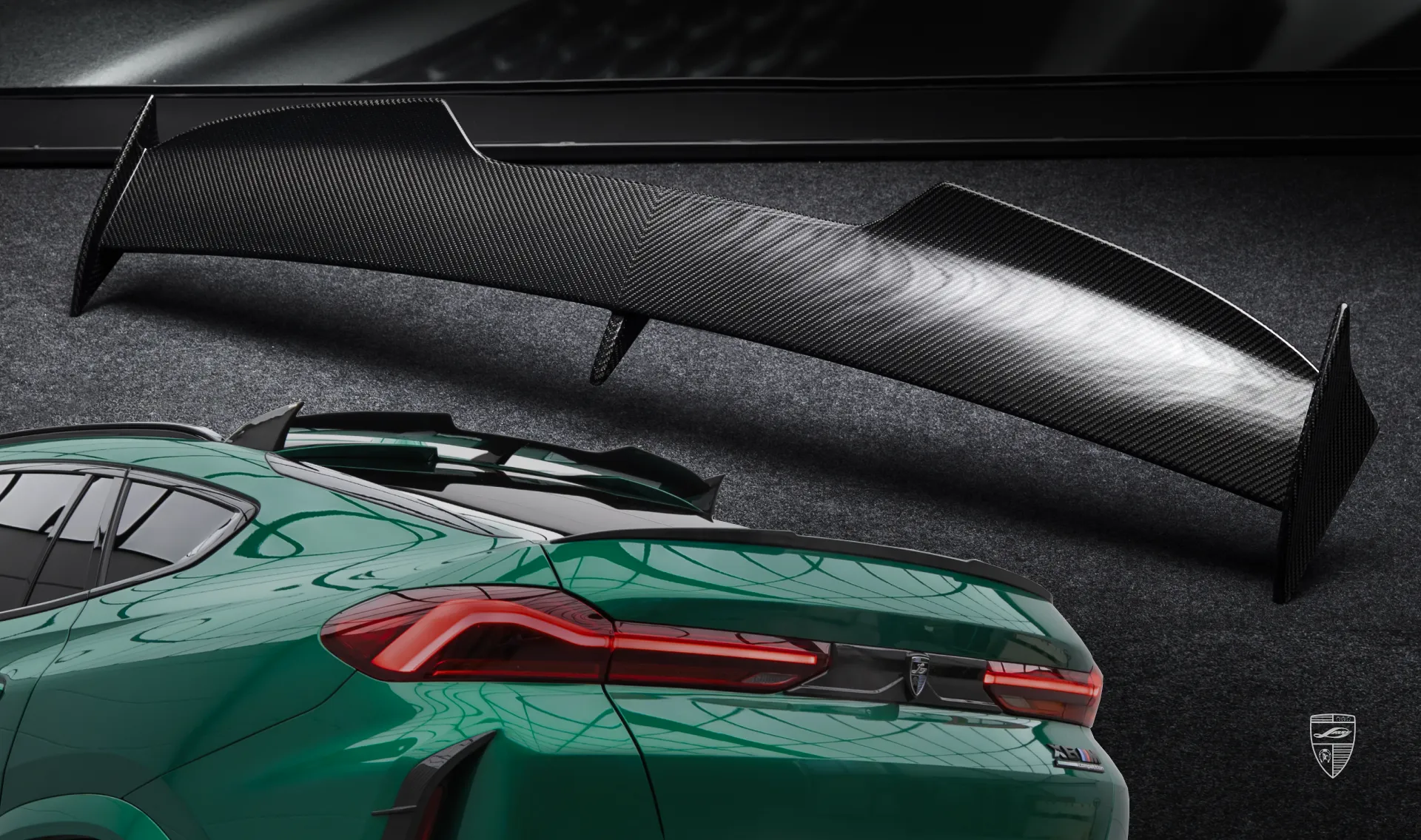 Roof spoiler upgrade for the luxury car BMW X6M F96 Competition from LARTE Design