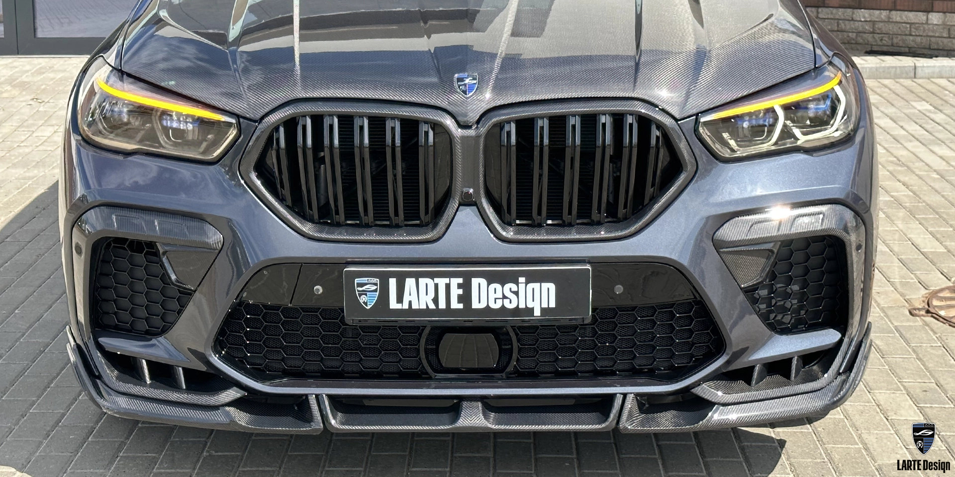 Erwerben Sie neue Kohlefaser-Kühlergrillverkleidung für BMW X6 M Competition F96