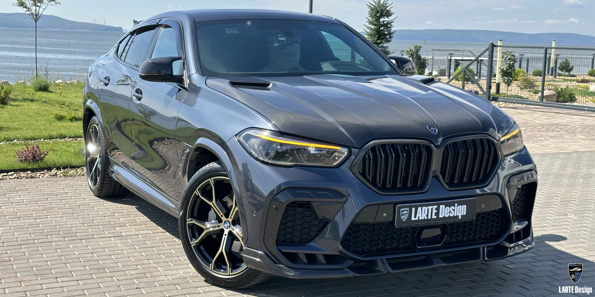 Get custom carbon fiber body kit for BMW X6 M Competition F96