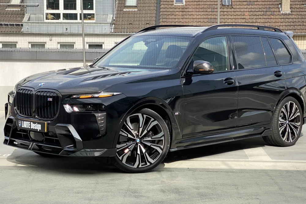 Illustration für BMW X7 Bodykit Test von Arthur aus den Niederlanden