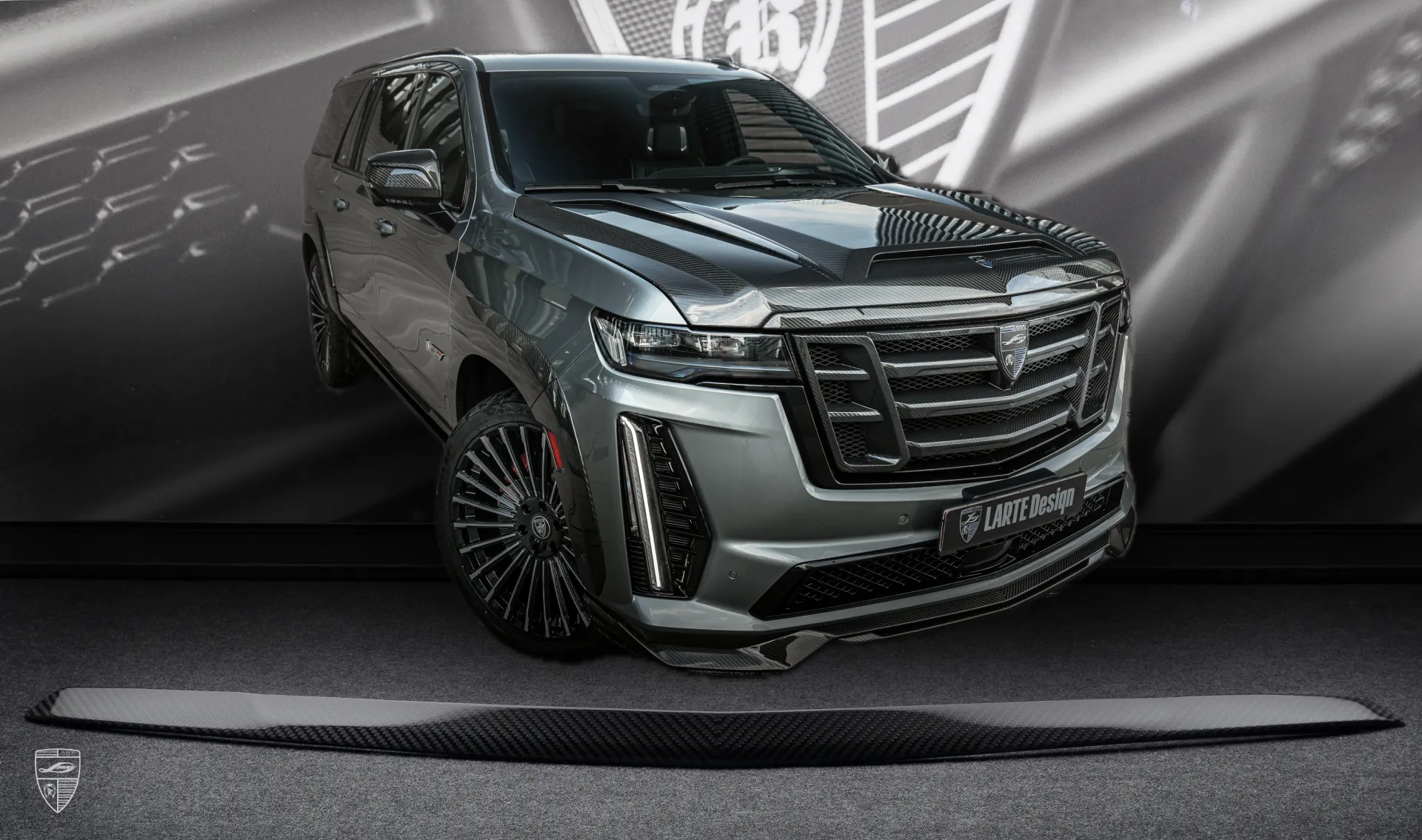Hood deflector upgrade for the luxury car Cadillac Escalade V-ESV from LARTE Design