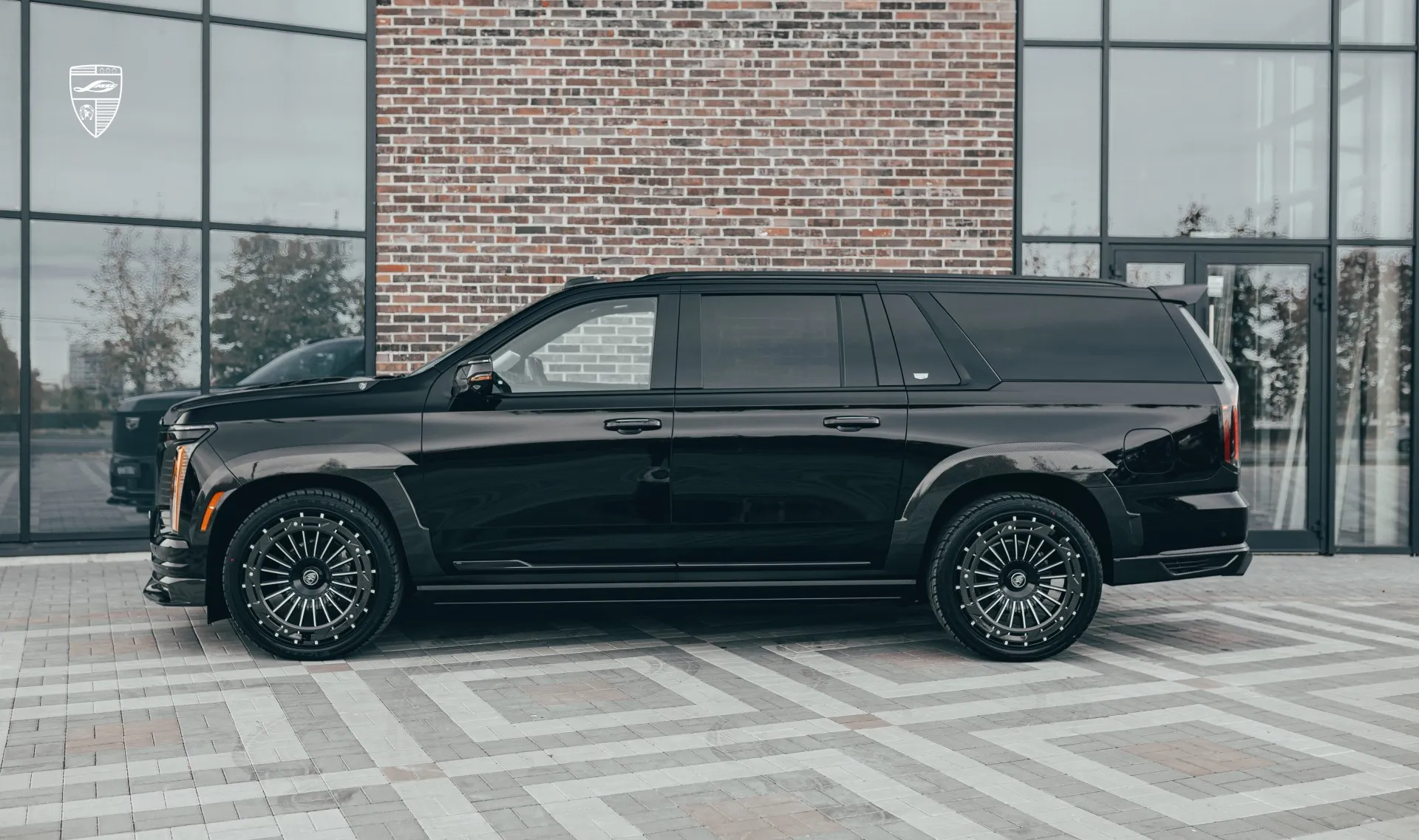 Carbonfaser-Radlaufverbreiterungen Upgrade für Ihren SUV Cadillac Escalade 600 Carbonfaser-Radlaufverbreiterungen Upgrade für Ihren SUV Cadillac Escalade 600 von LARTE Design