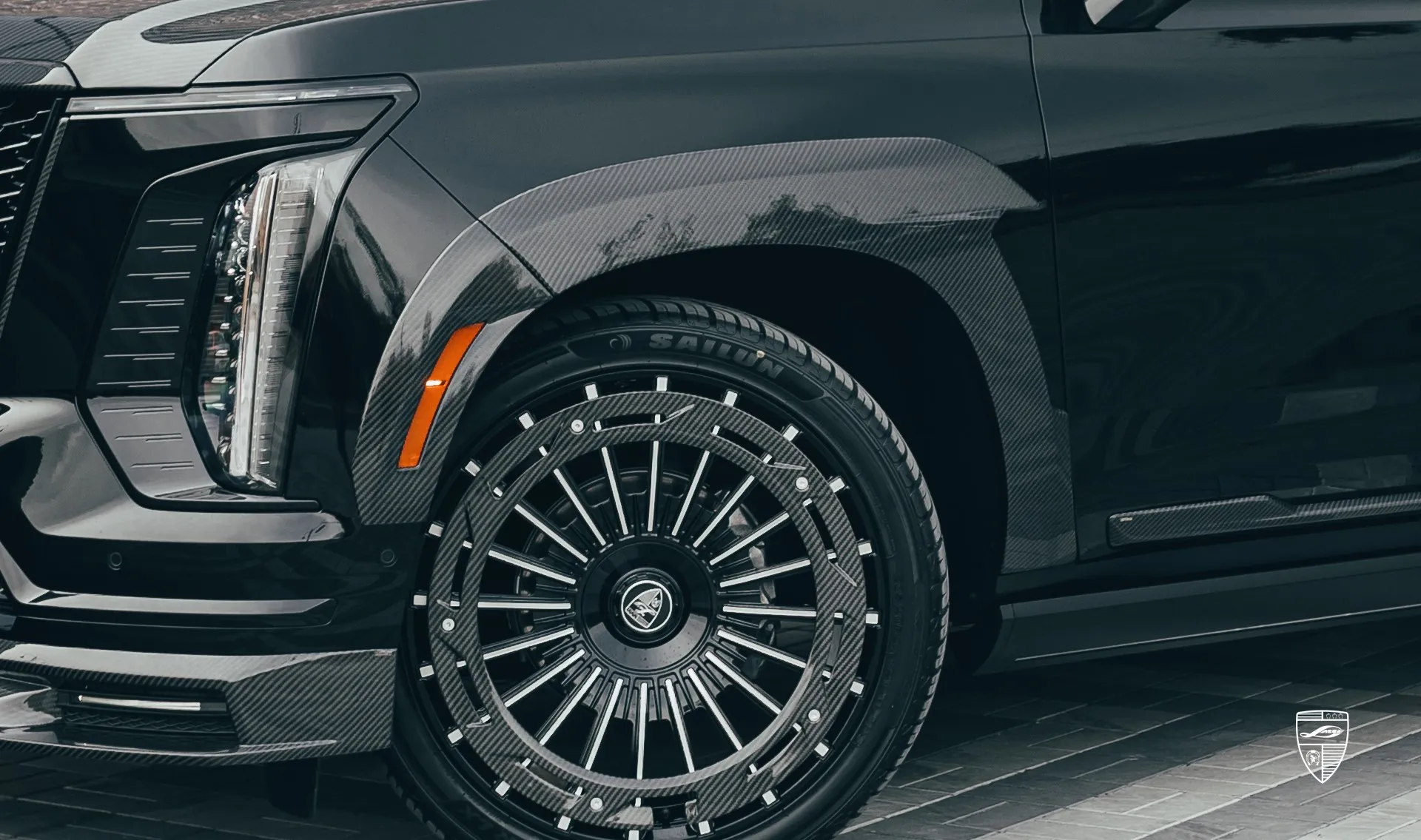 Carbonfaser-Radlaufverbreiterungen vorne Upgrade für das Familienauto Cadillac Escalade 600 Carbonfaser-Radlaufverbreiterungen vorne Upgrade für das Familienauto Cadillac Escalade 600 von LARTE Design