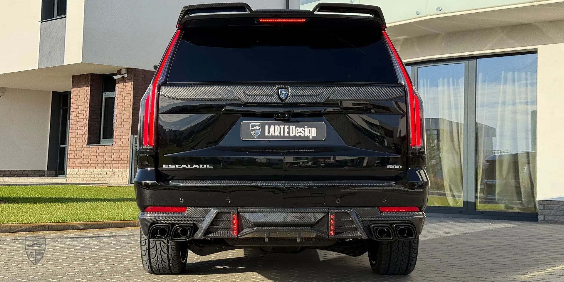 Mutiger Luxus: Escalade 600 mit Carbon-Upgrades Facelift Cadillac Escalade 600 – brutales Luxus-SUV mit Carbon-Tuning und Upgrades