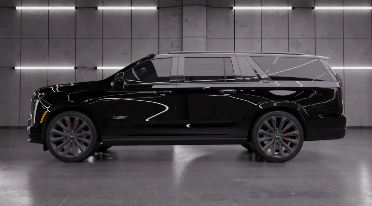 Seitenansicht eines CADILLAC ESCALADE V V ESV 2024-2026 mit Karosserie‑Kit, das dem Fahrzeug ein individuelles Erscheinungsbild verleiht