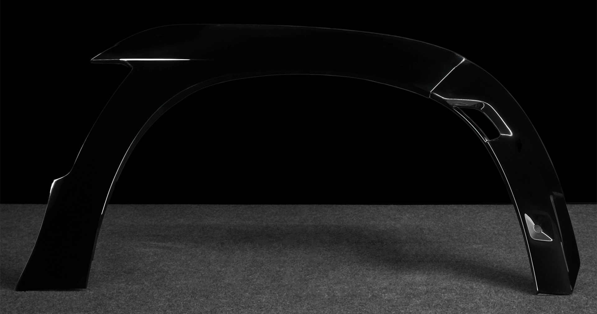 Aerodynamic front arch overlay for Cadillac Escalade ESV GMT 1XX 6.2 AT ESV 6.2L V8 VVT DFM Petrol 420 hp engine