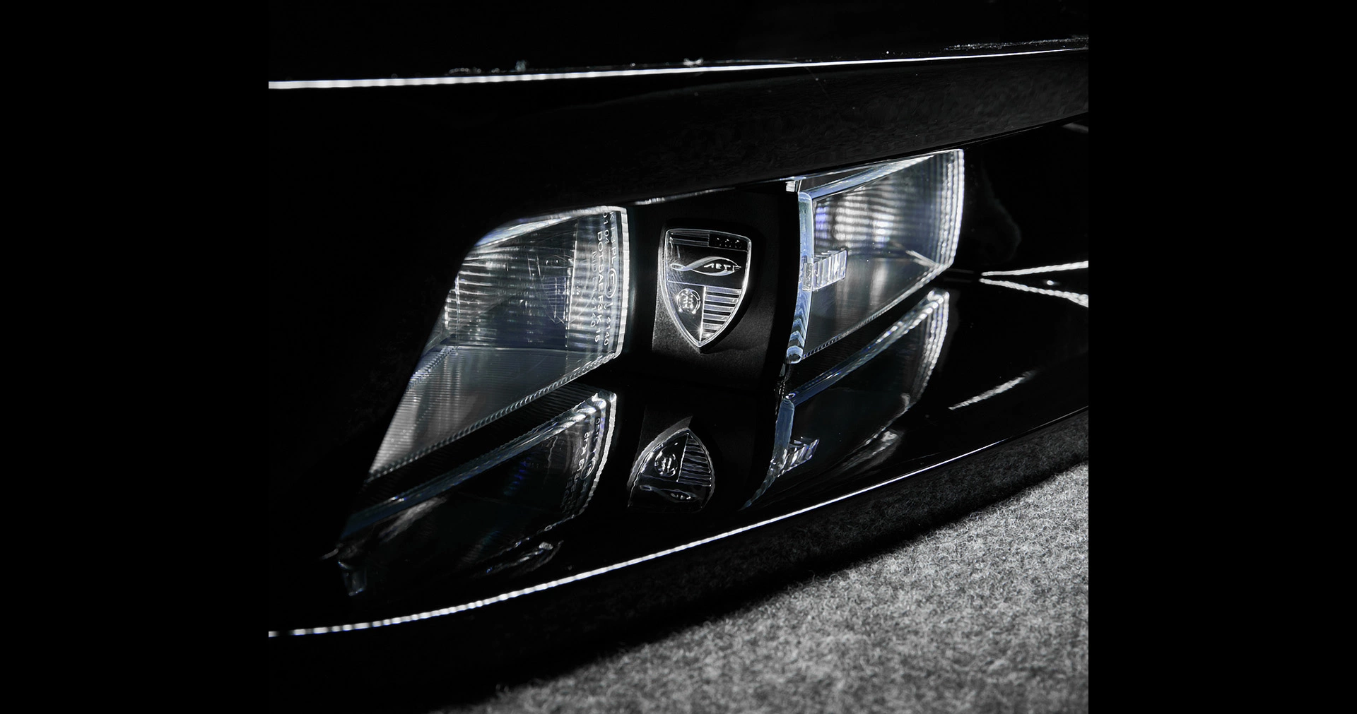 Automotive Front bumper LED lights for Cadillac Escalade ESV GMT 1XX 6.2 AT ESV 6.2L V8 VVT DFM Petrol 420 hp engine