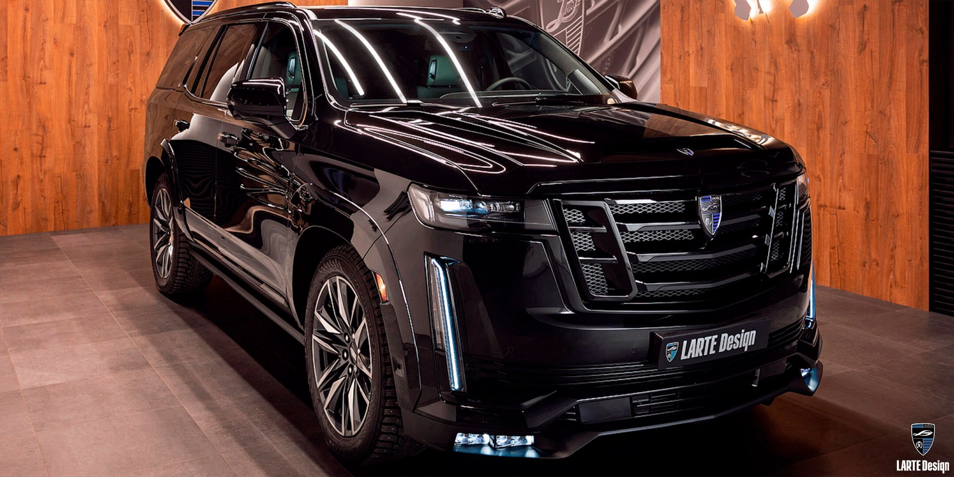 Kaufen Sie den Frontlippen-Spoiler aus Karbonfaser für den Cadillac Escalade GMT 1XX Schwarz Rabe