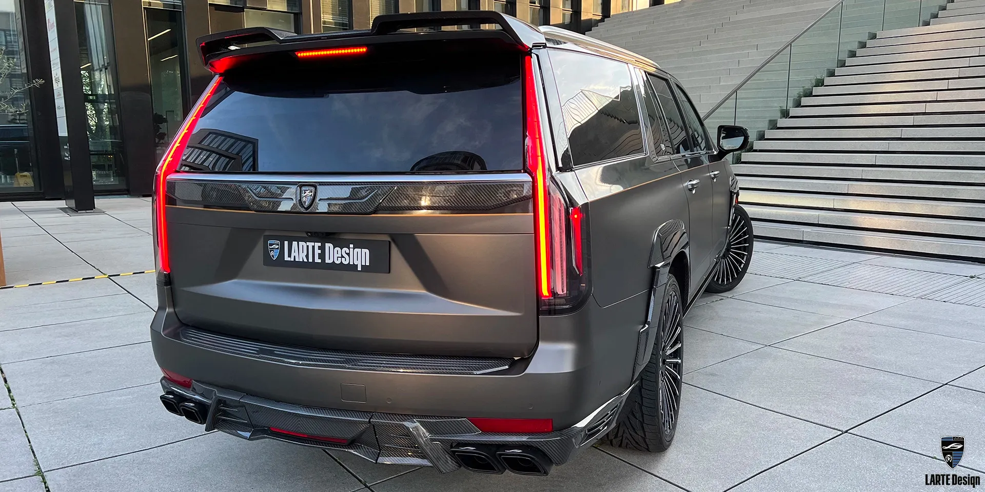 Order Rear Diffuser with stop signal for Cadillac Escalade GMT 1XX 6.2 AT ESV Luxury Galactic Grey Metallic