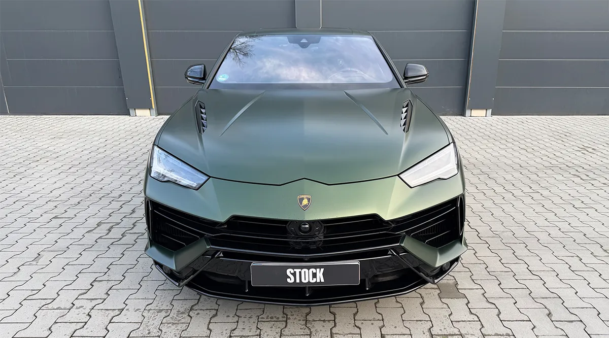 Front view on a Lamborghini URUS Performante with a body kit giving the car a custom appearance