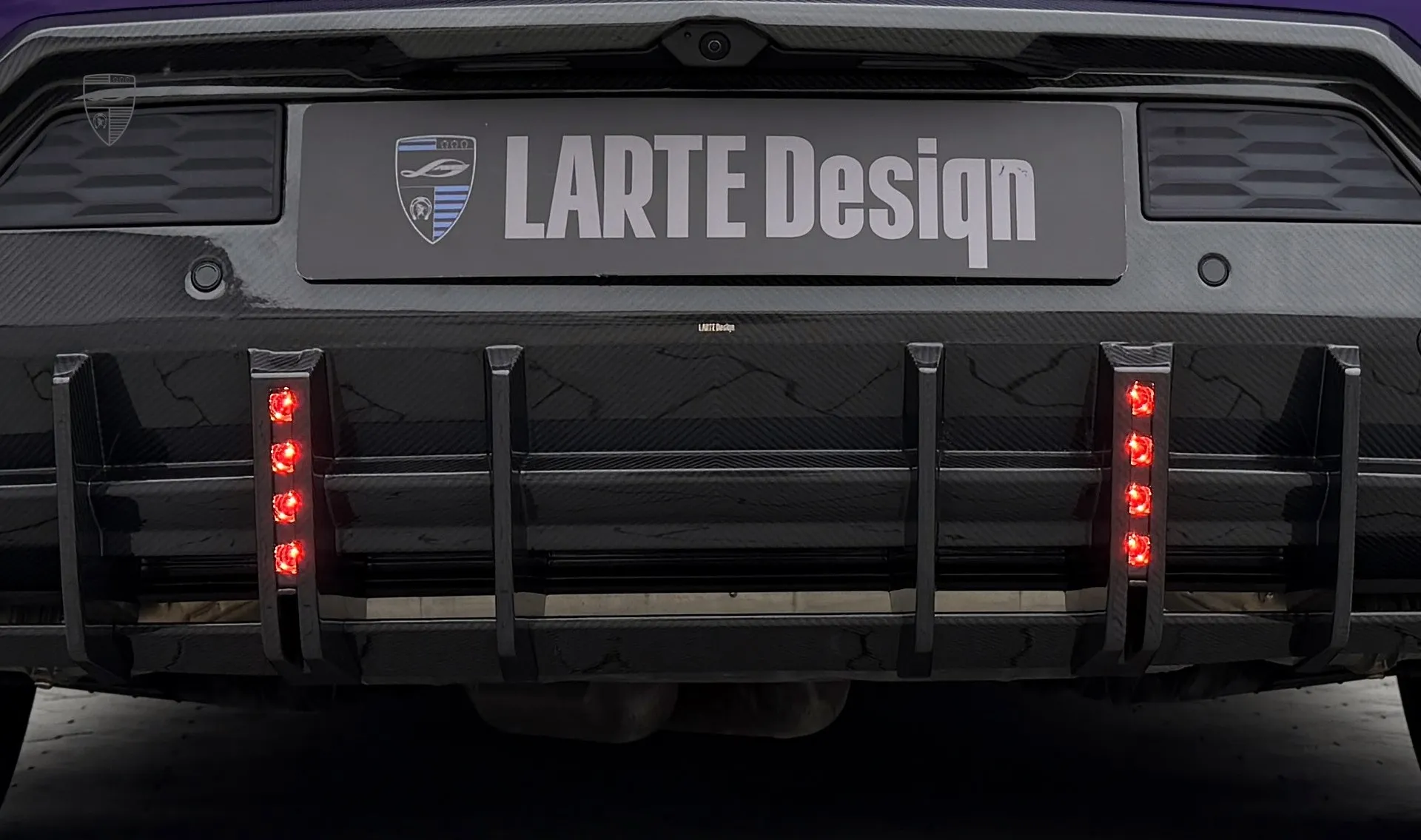 Rückleuchten für Ihren URUS SE im Umrüstkit von LARTE Design
